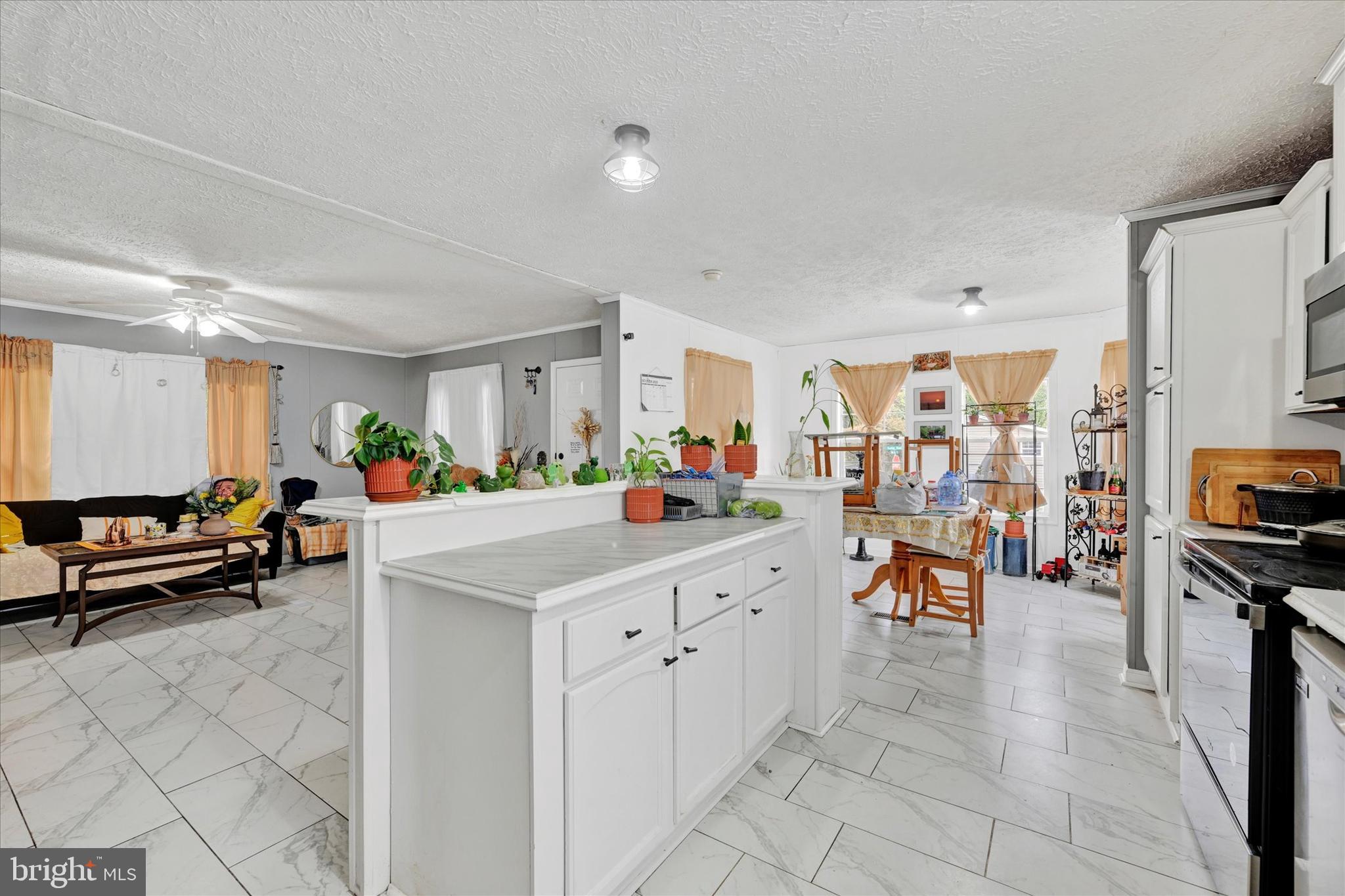 DEEP RUN PARK - Residential