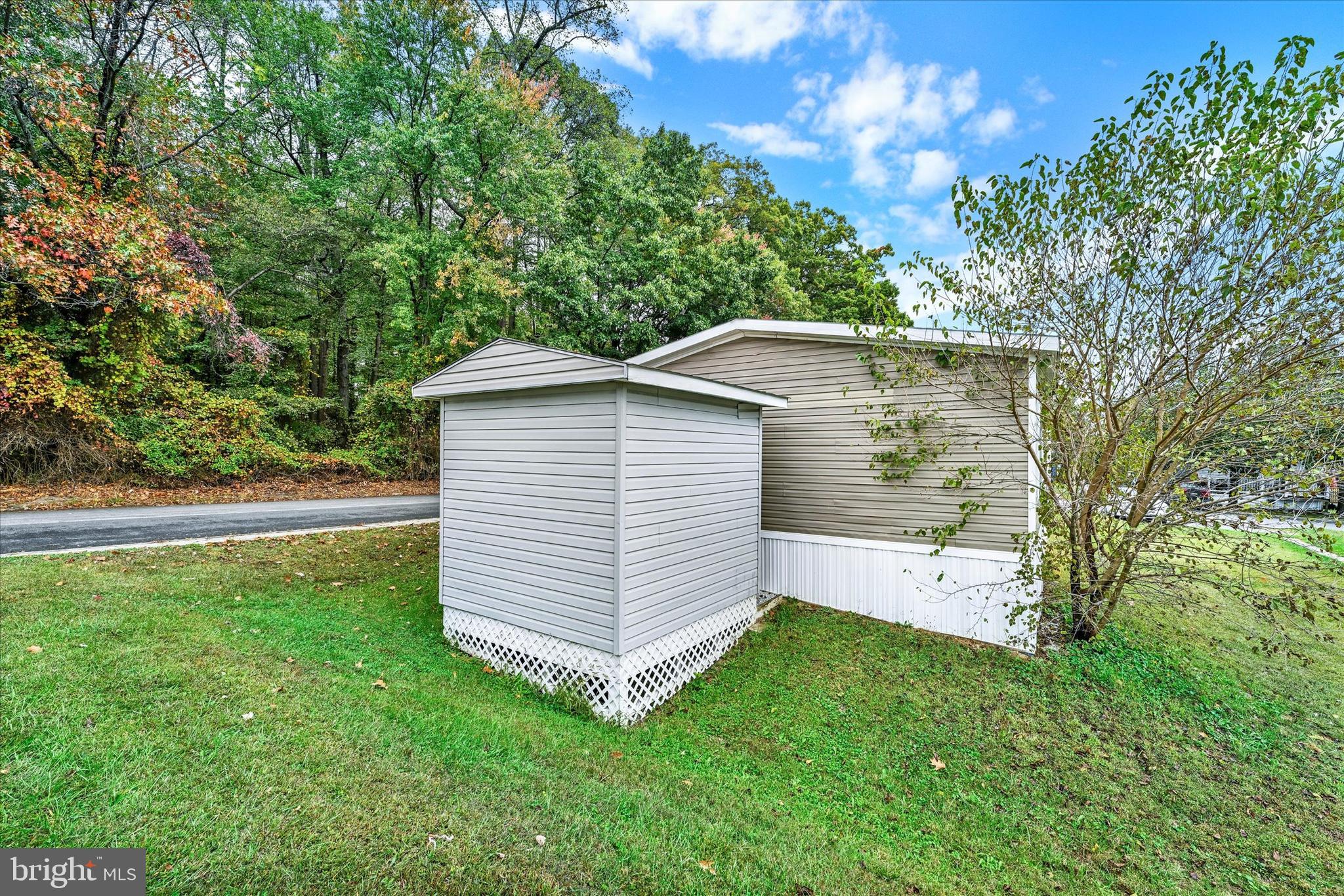 DEEP RUN PARK - Residential