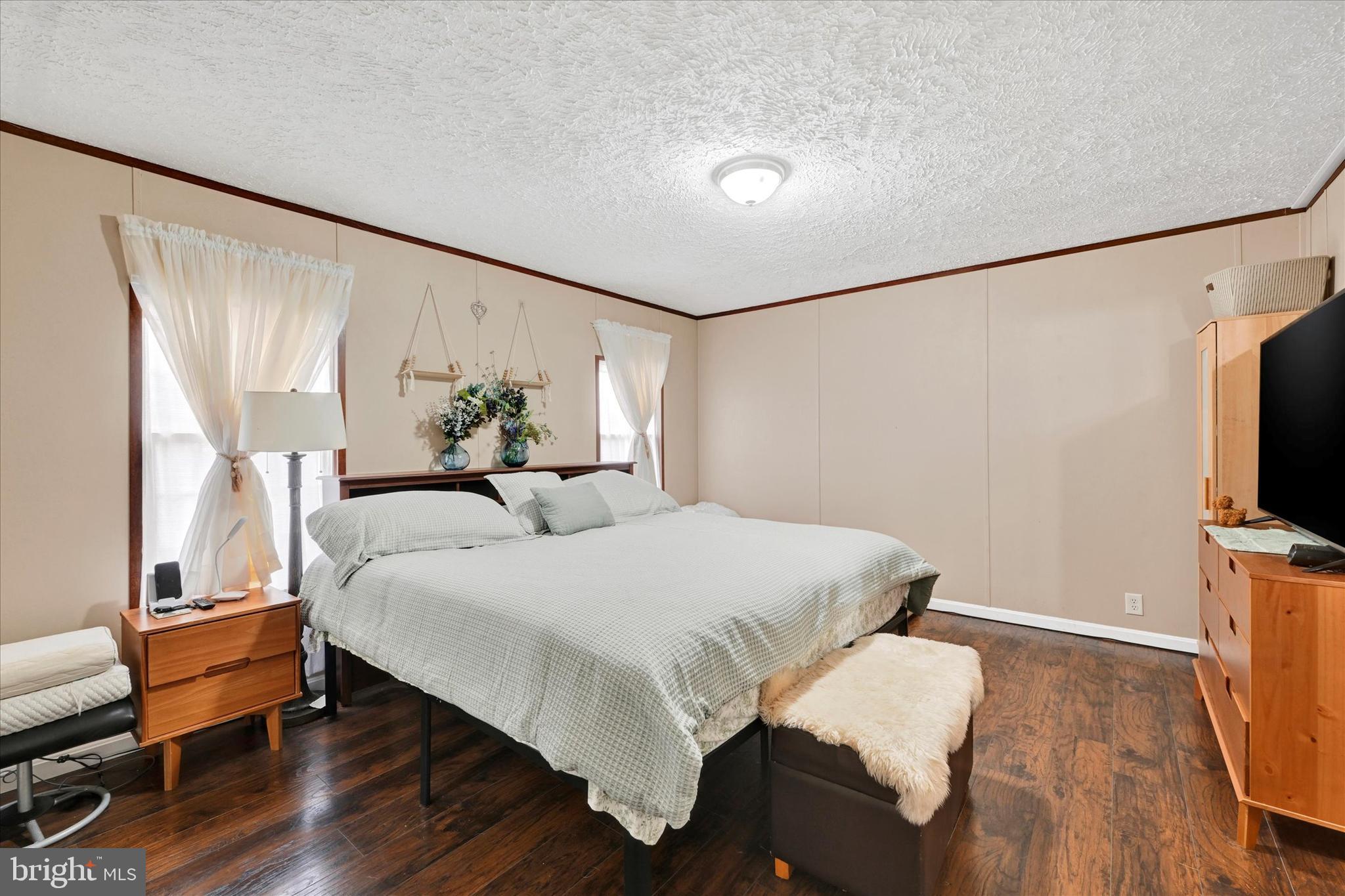 DEEP RUN PARK - Residential