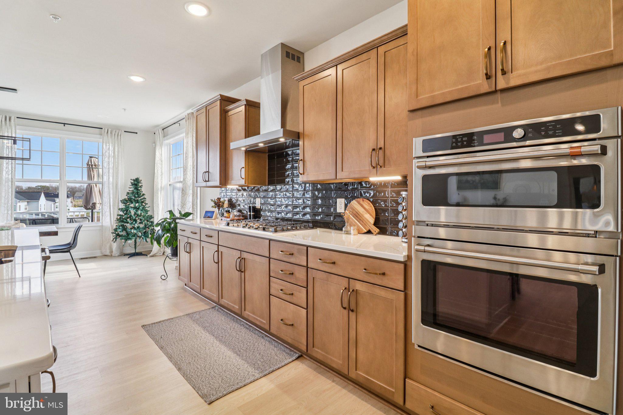 FAIRWAY ESTATES - Residential