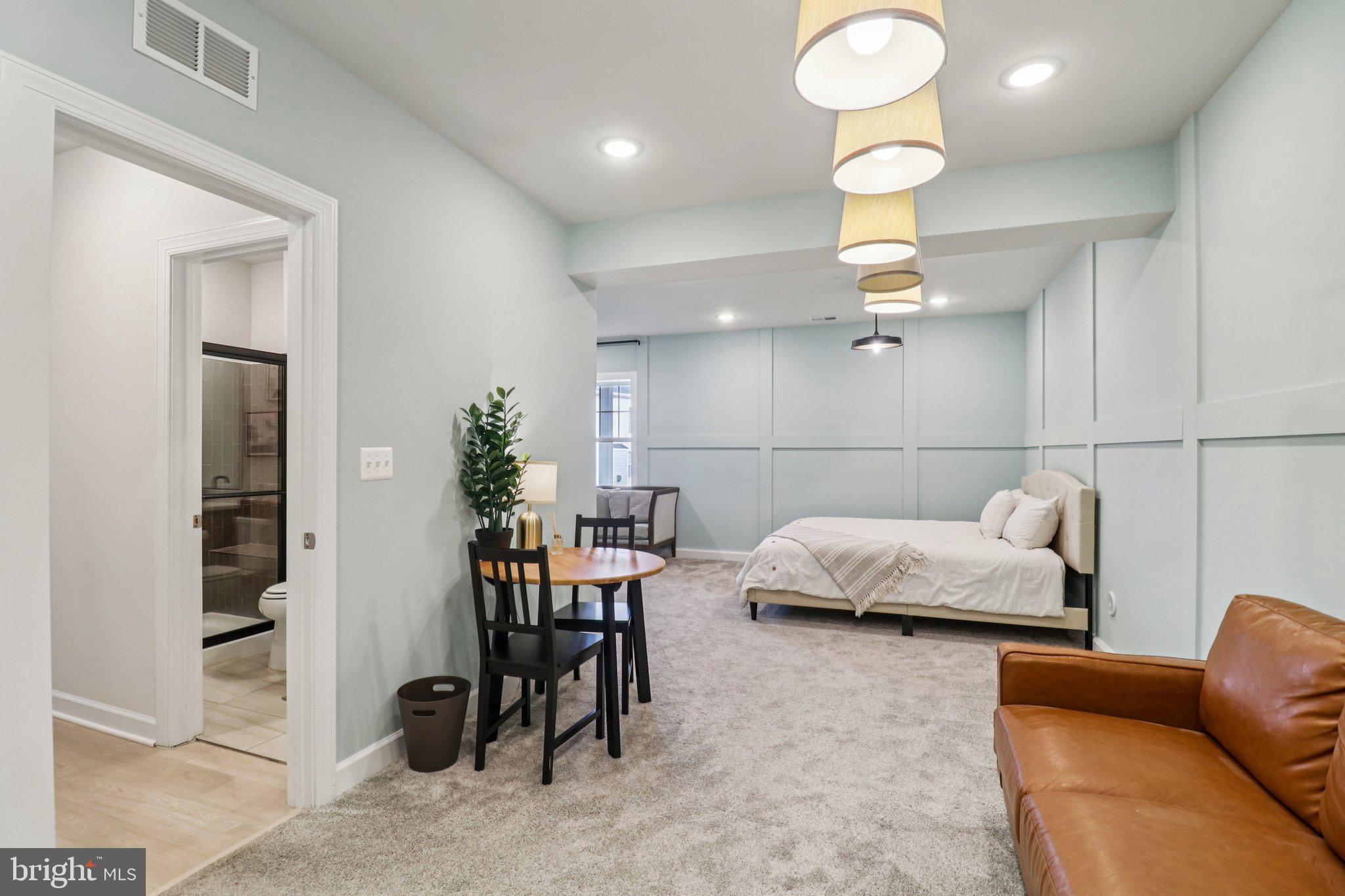 FAIRWAY ESTATES - Residential