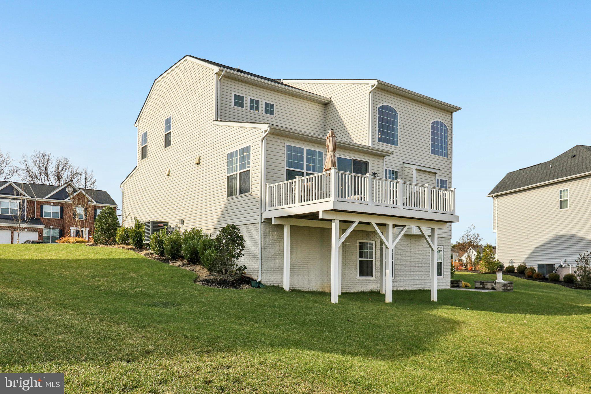 FAIRWAY ESTATES - Residential