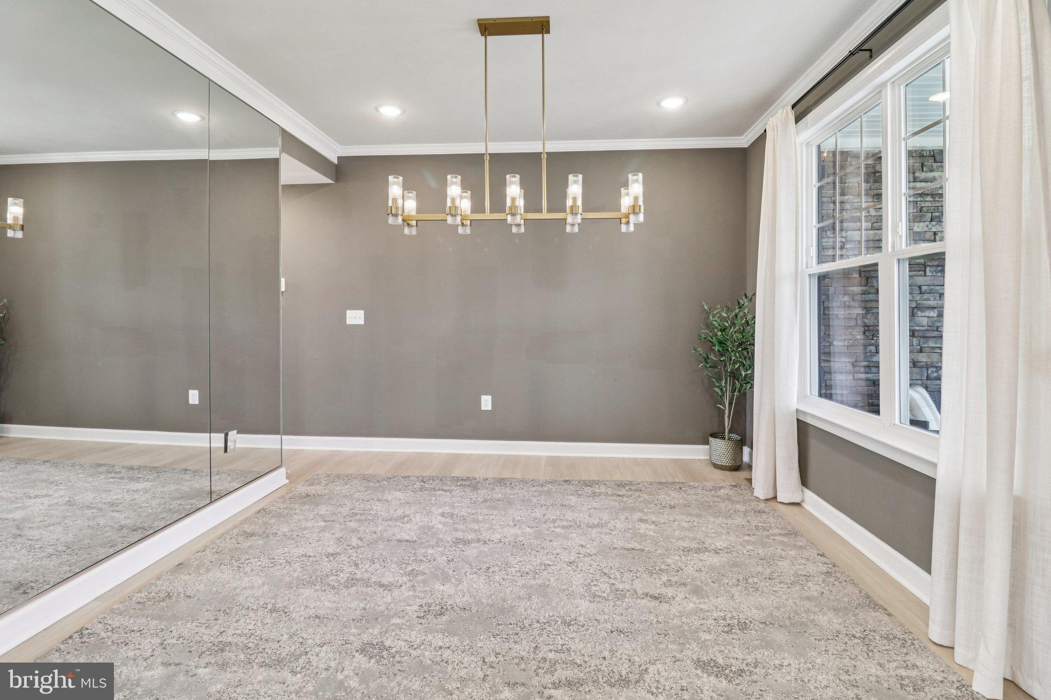 FAIRWAY ESTATES - Residential