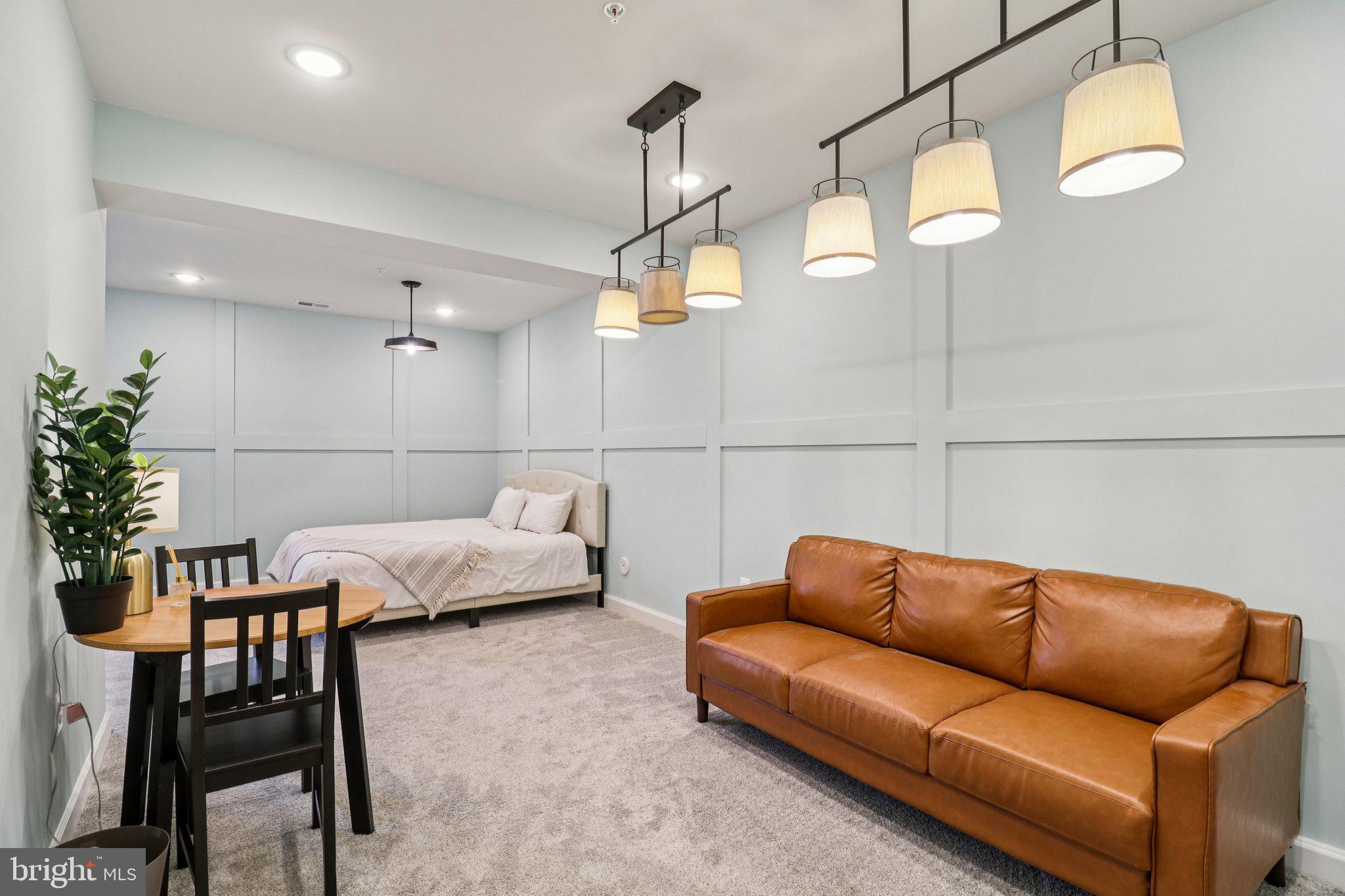 FAIRWAY ESTATES - Residential