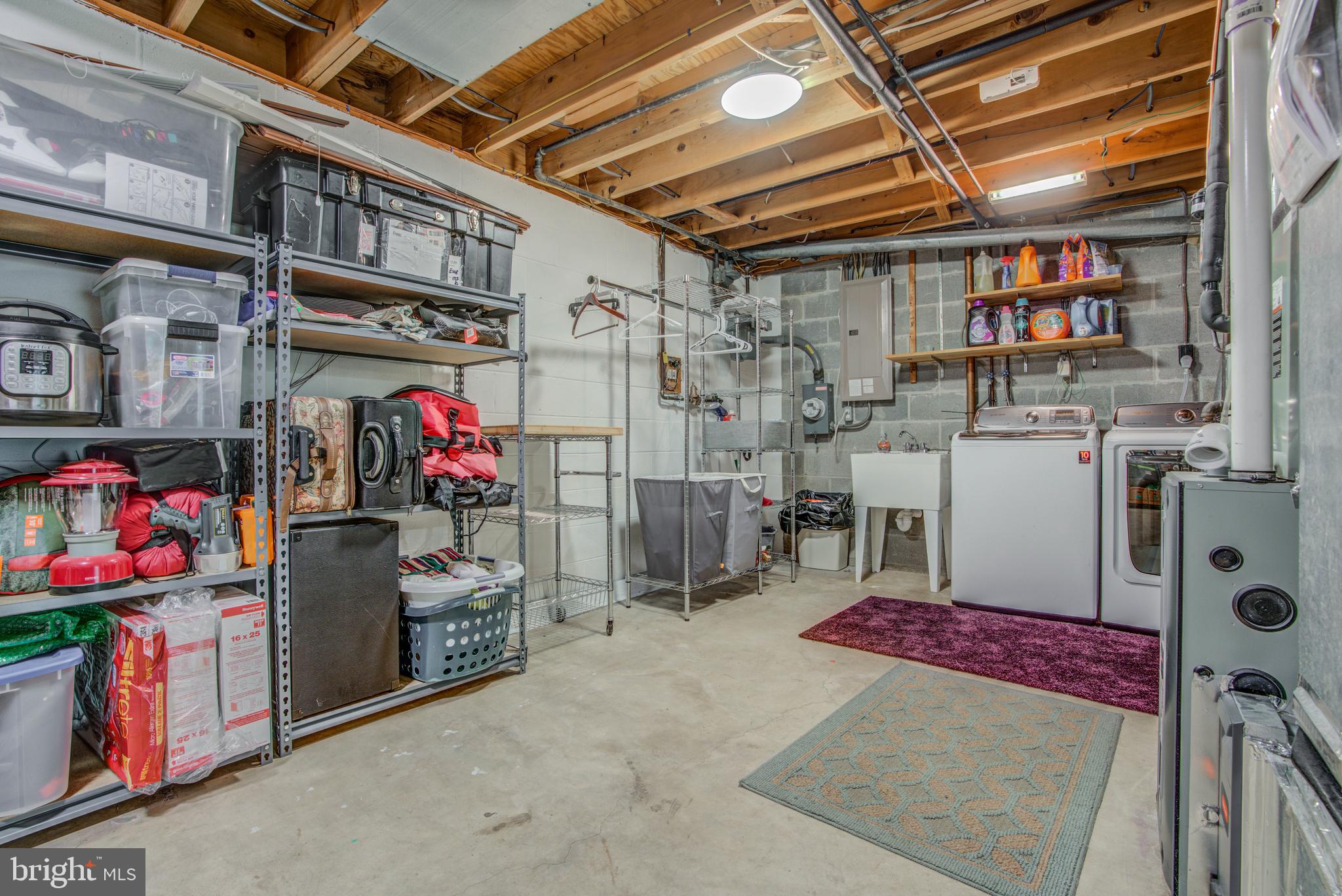 VILLAGE OF WILDE LAKE - Residential