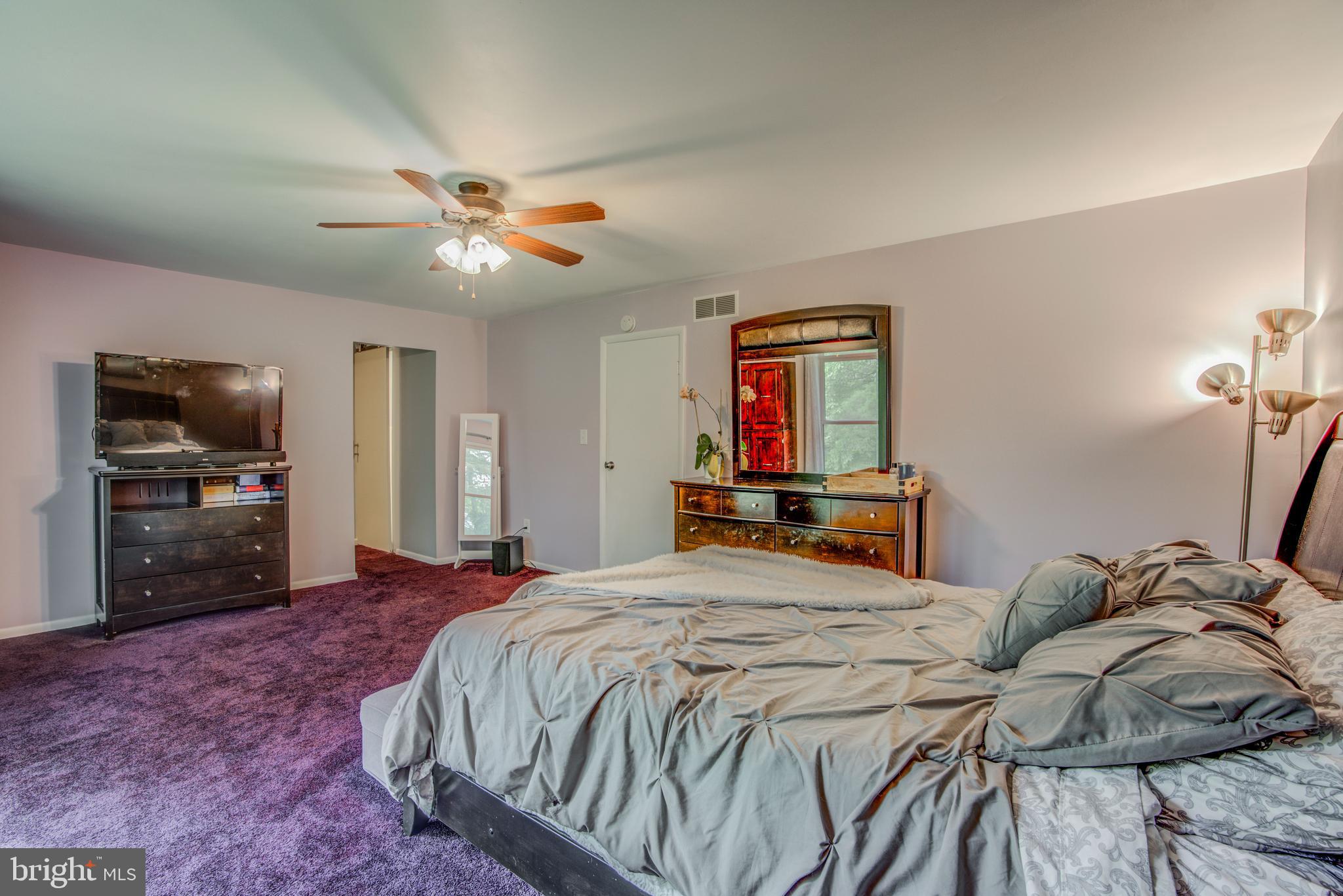 VILLAGE OF WILDE LAKE - Residential