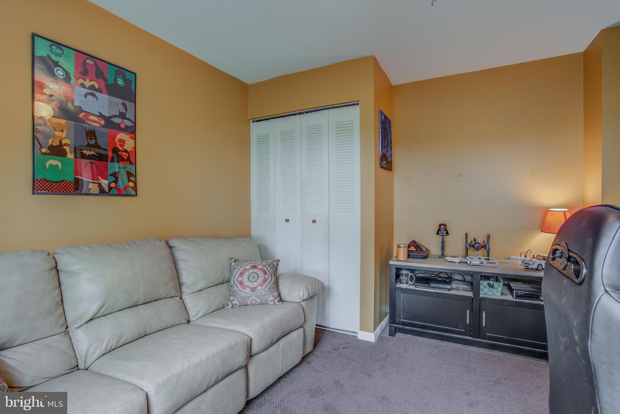 VILLAGE OF WILDE LAKE - Residential