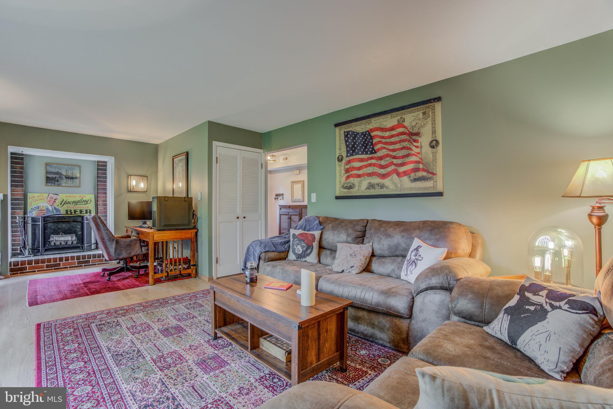 VILLAGE OF WILDE LAKE - Residential