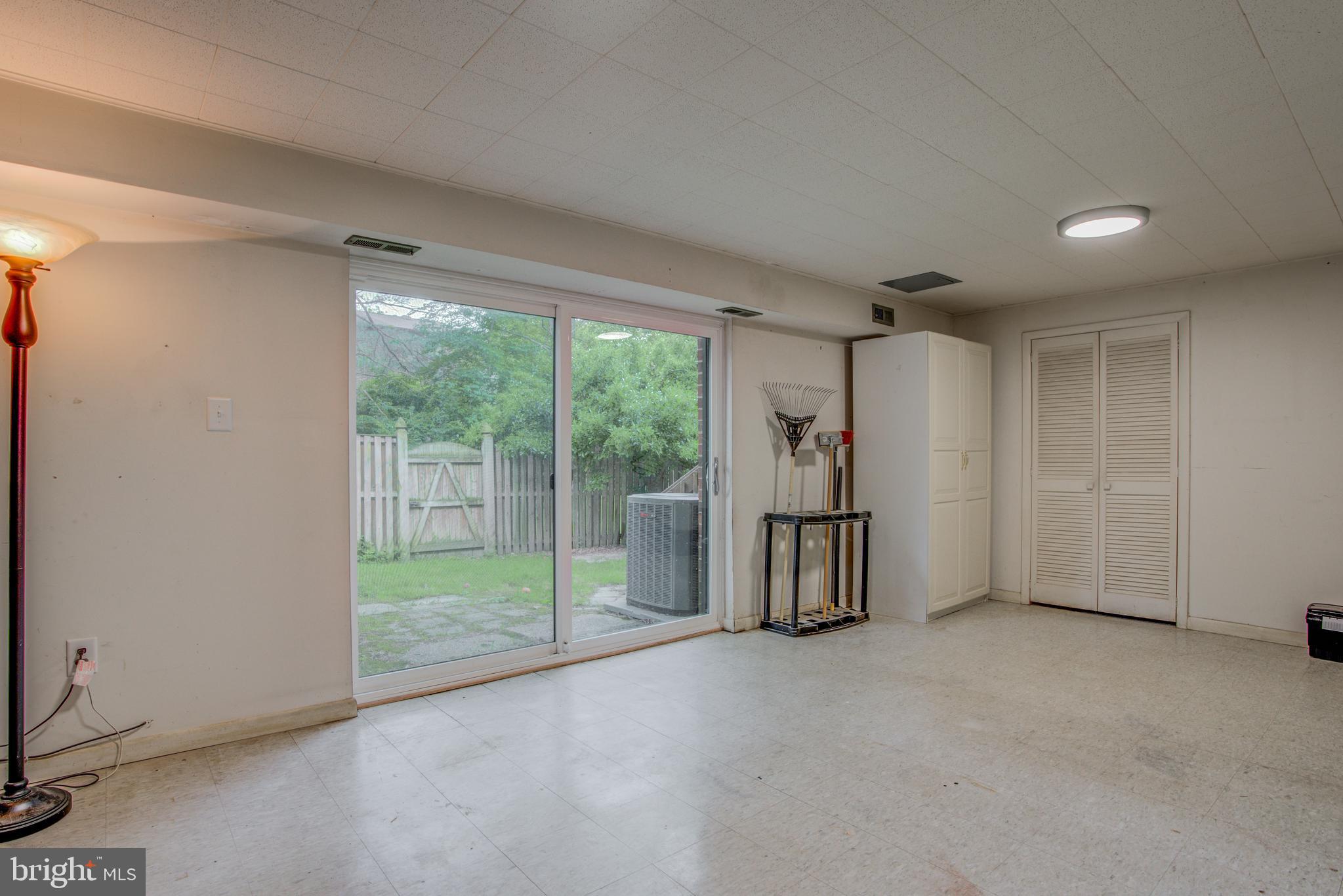 VILLAGE OF WILDE LAKE - Residential