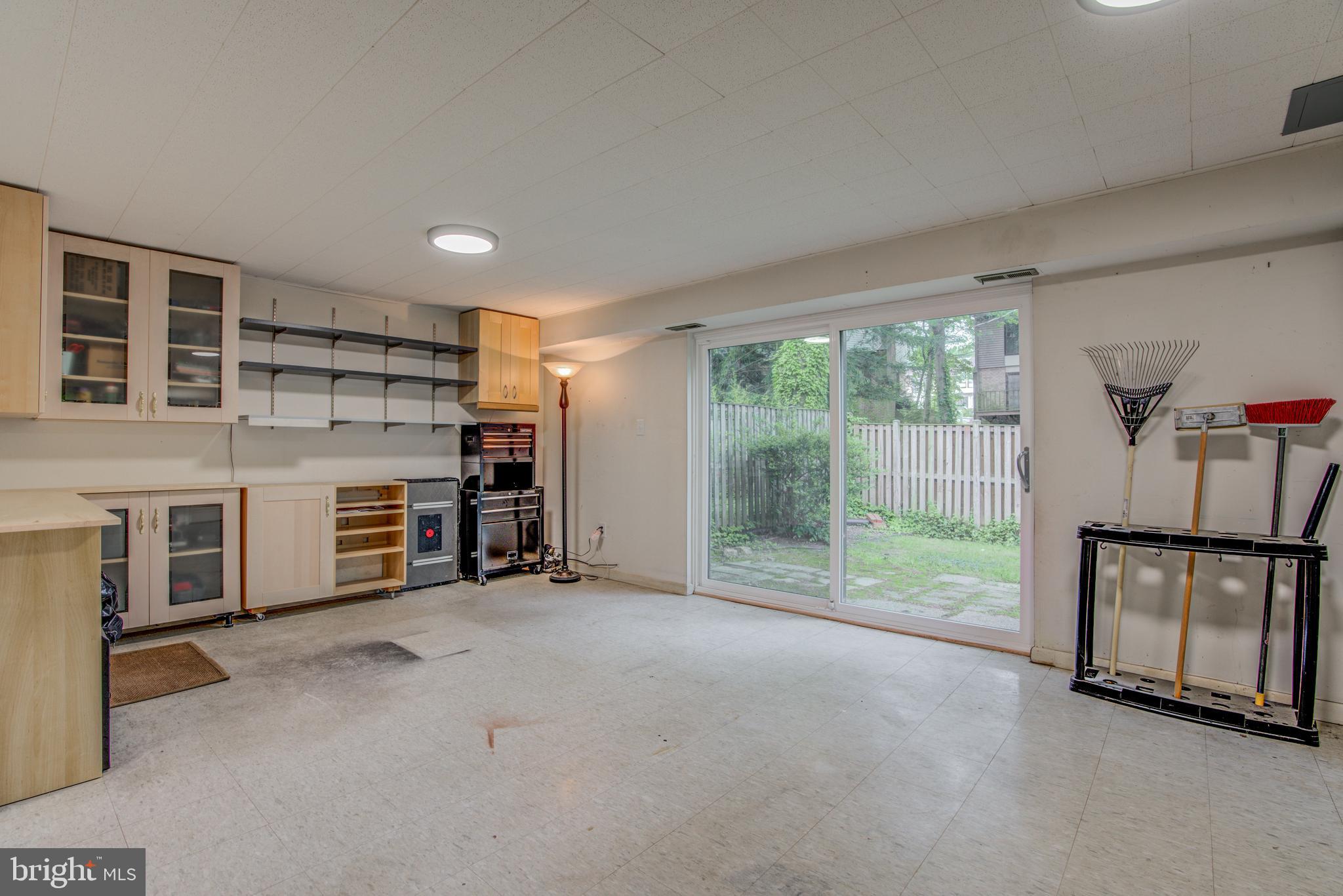 VILLAGE OF WILDE LAKE - Residential