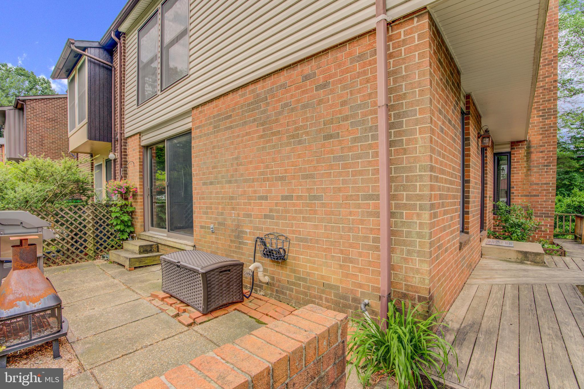 VILLAGE OF WILDE LAKE - Residential