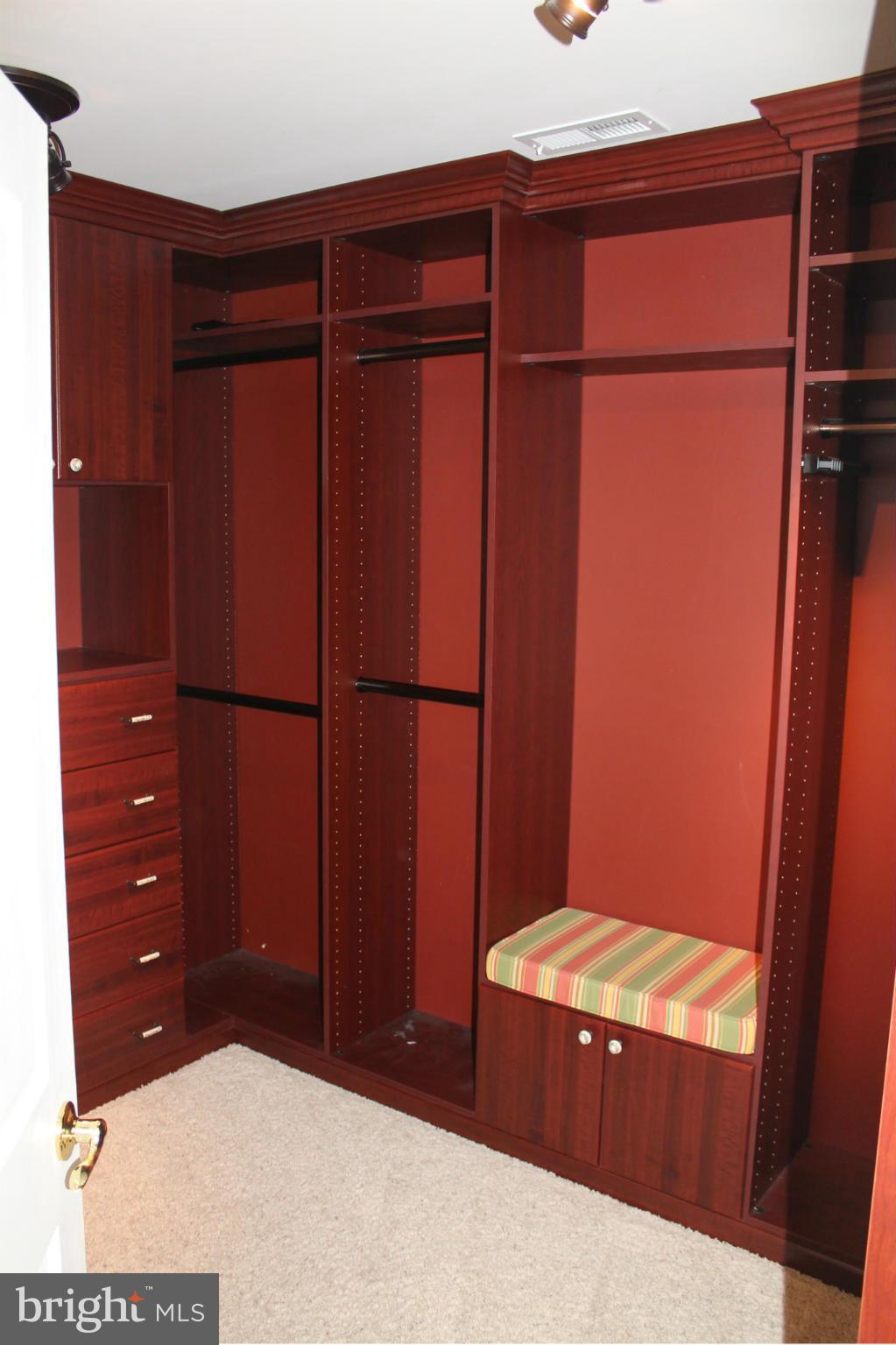 QUEENSBERRY - Residential