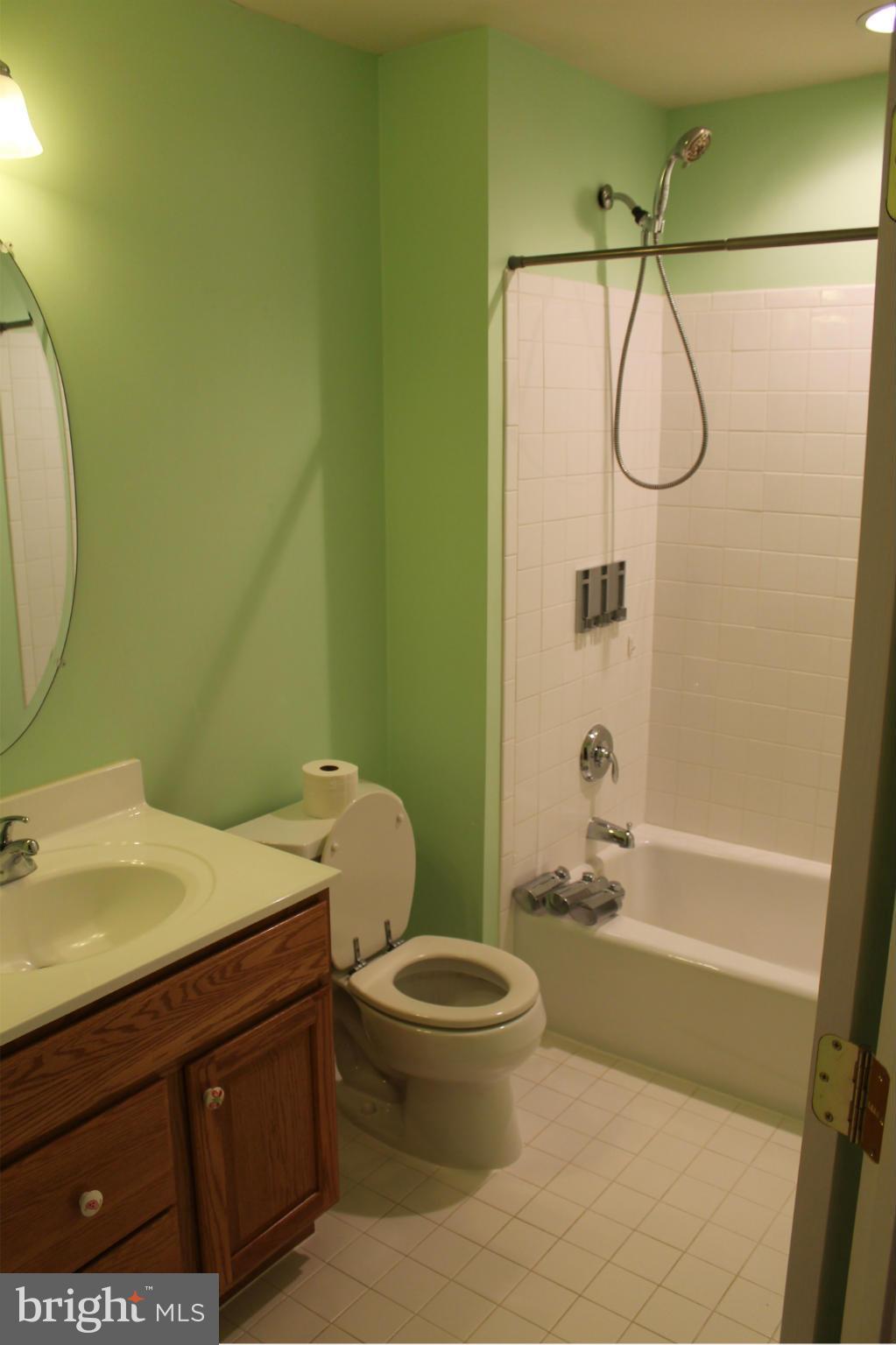 QUEENSBERRY - Residential