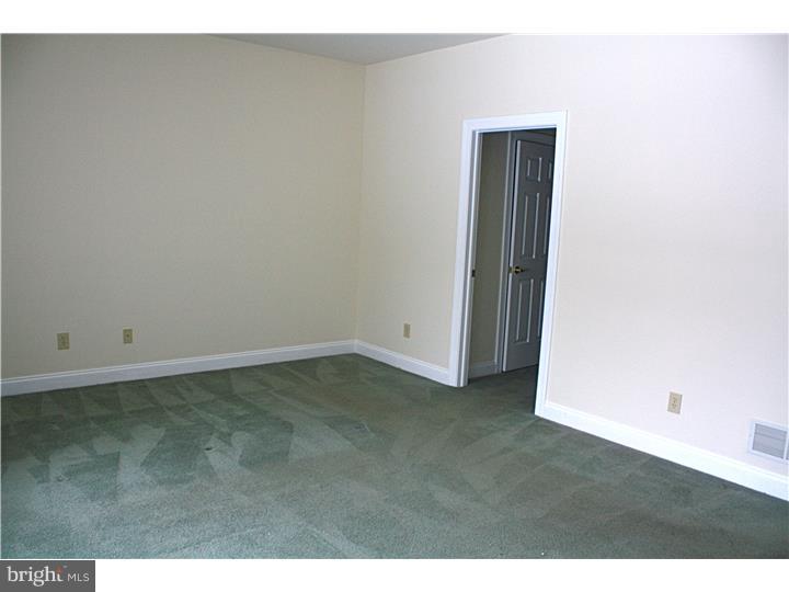 EAGLEVIEW - Residential