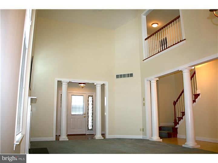 EAGLEVIEW - Residential