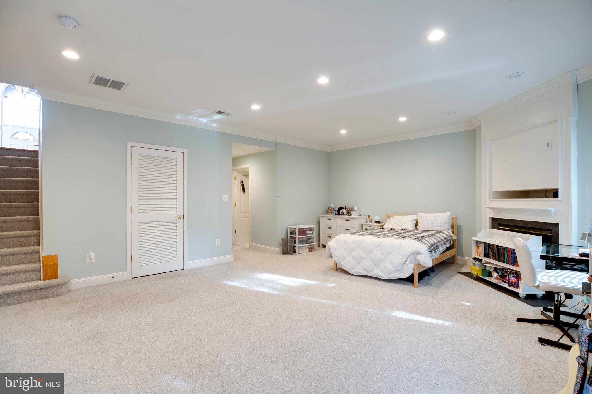 WINCHESTER AT FAIRCREST - Residential