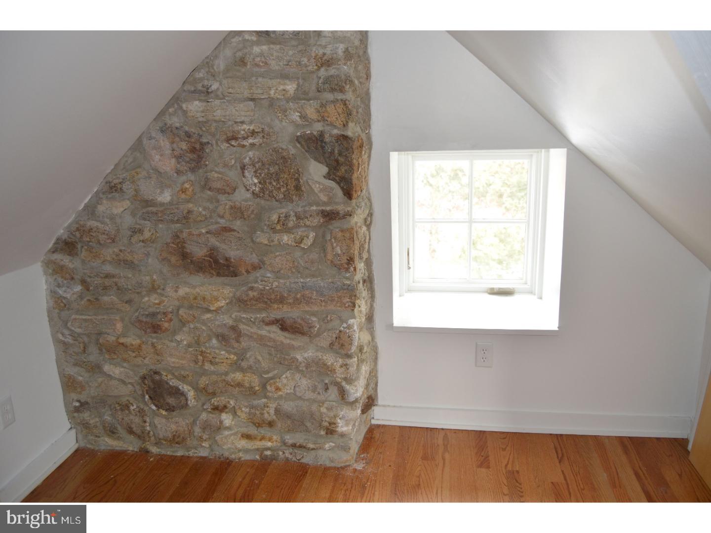 RADNOR HUNT - Residential