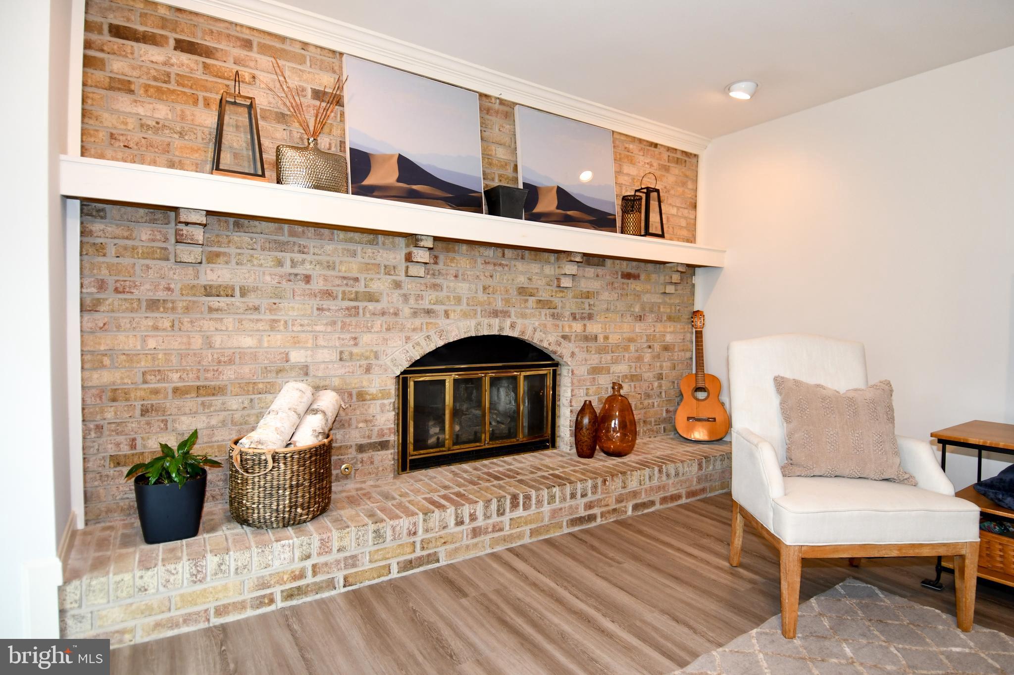 4404 TULIP TREE COURT