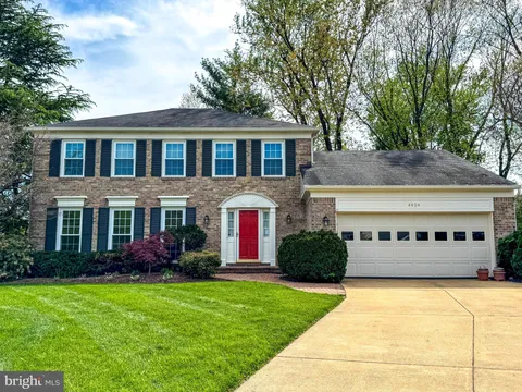 4404 Tulip Tree Court, Chantilly, VA MLS: VAFX2226816