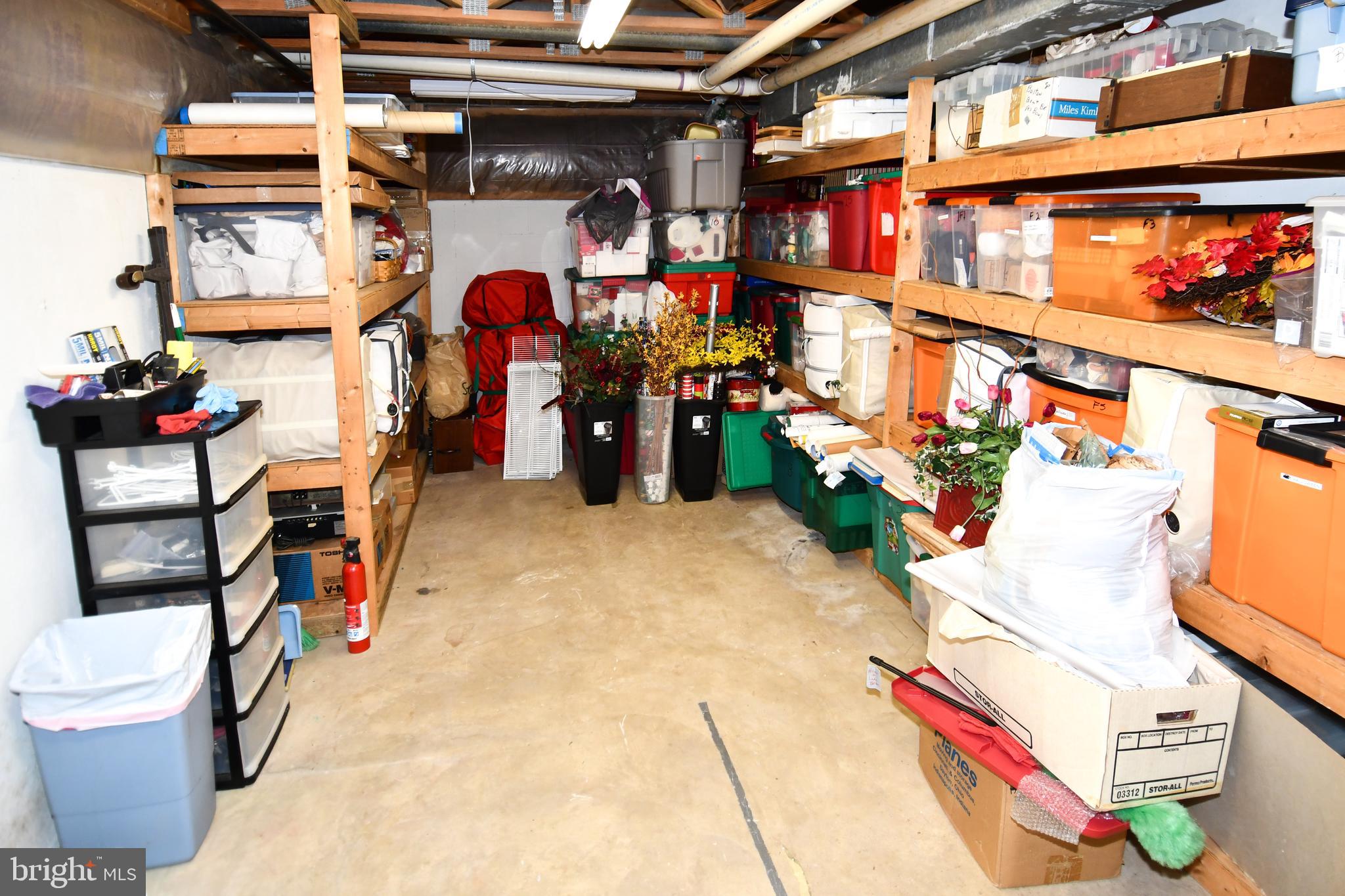 POPLAR TREE ESTATES - Residential