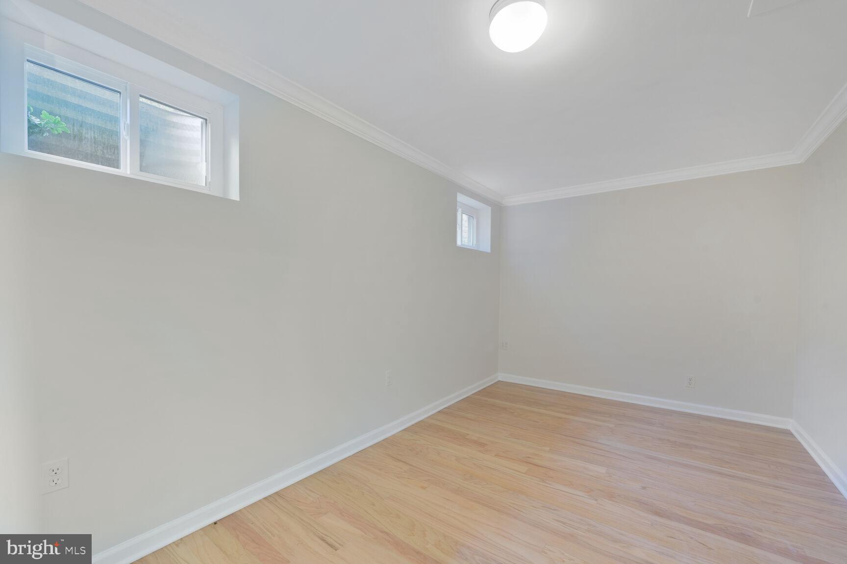 MANTUA - Residential