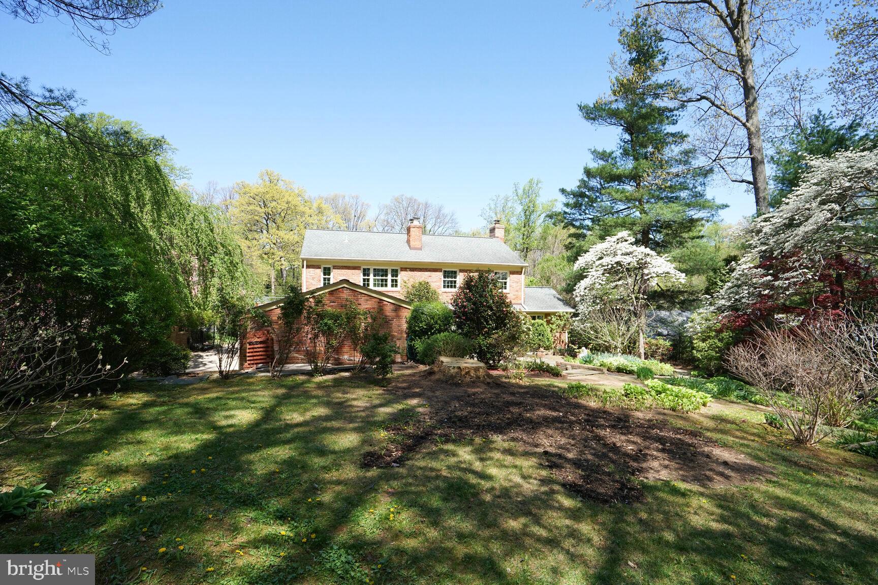 MANTUA - Residential