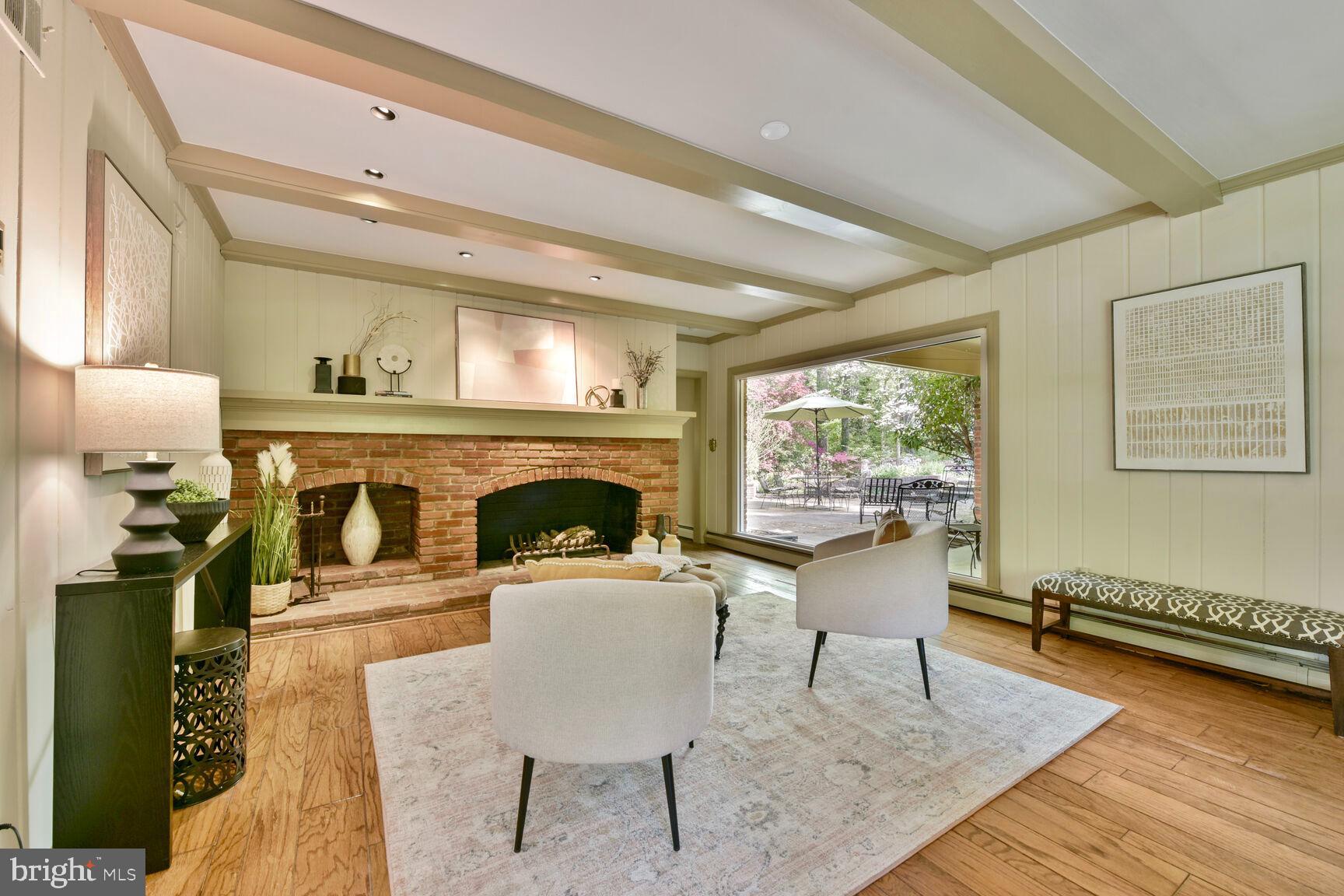 MANTUA - Residential