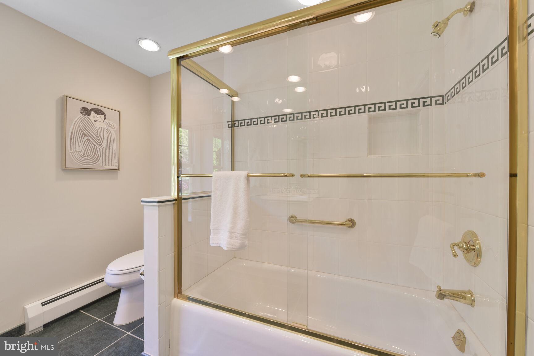 MANTUA - Residential