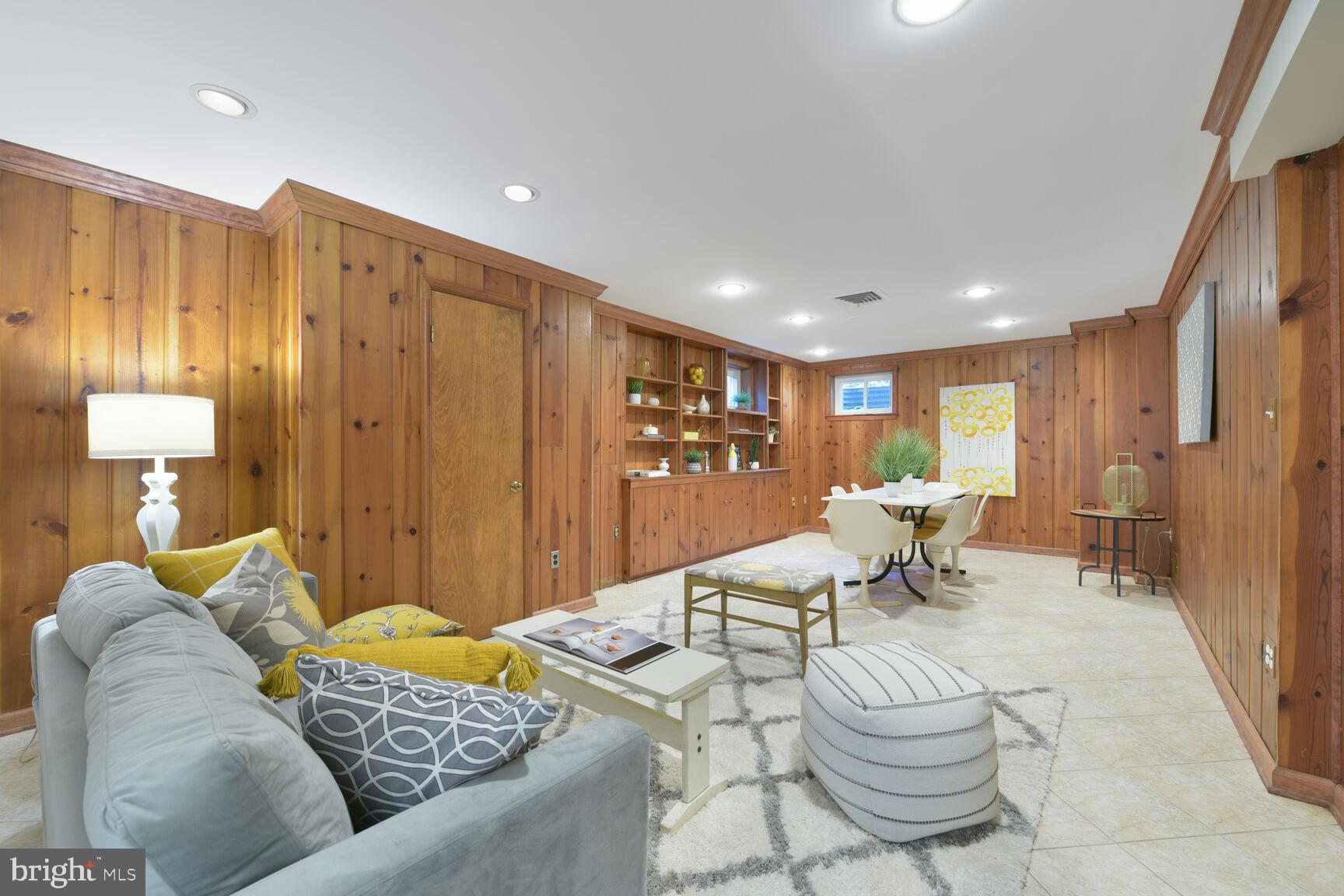 MANTUA - Residential