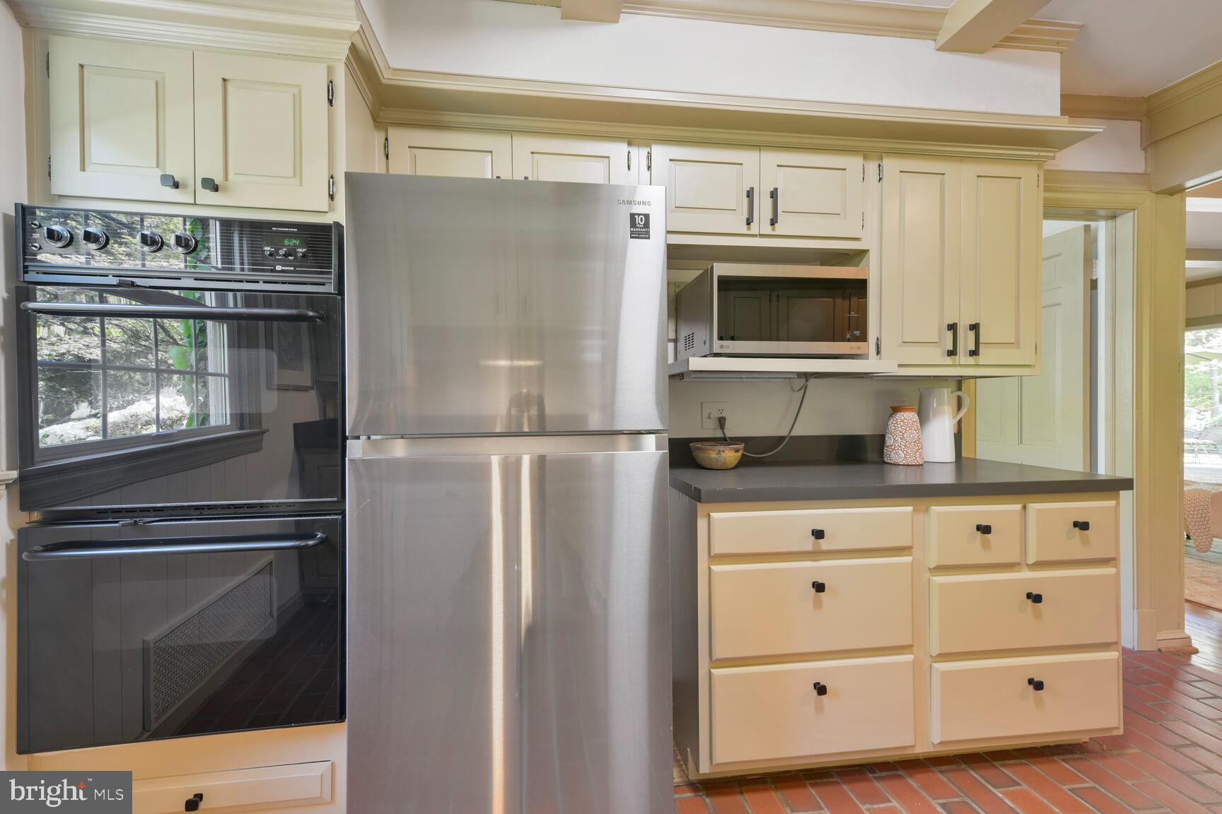 MANTUA - Residential