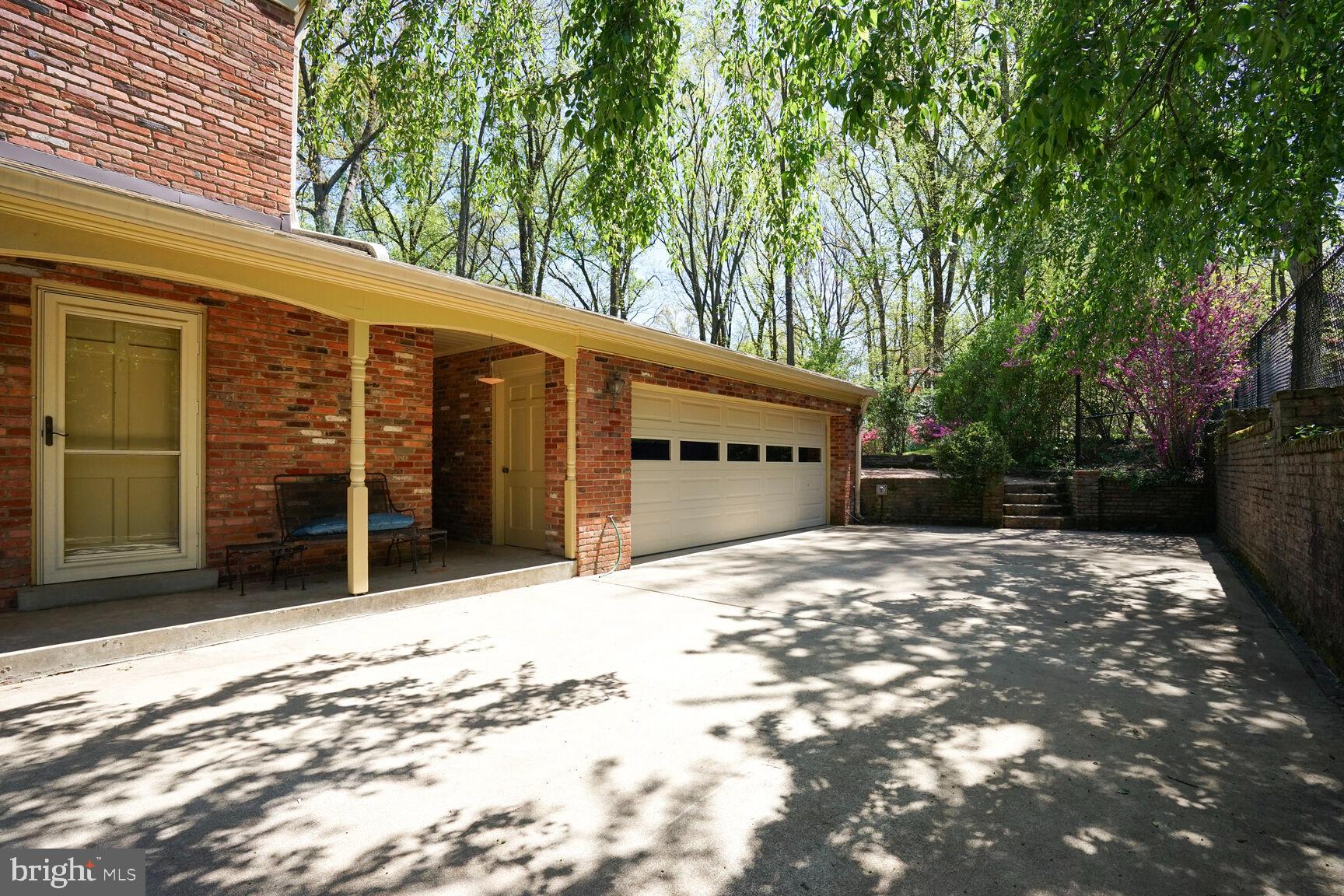 MANTUA - Residential