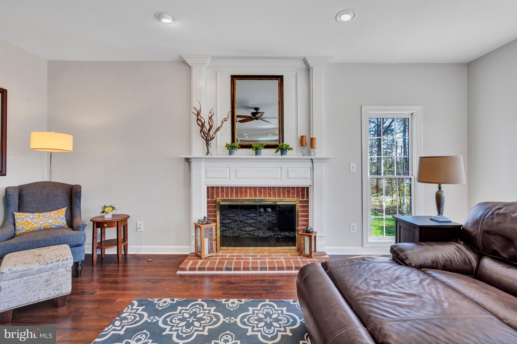 SOUTH RIDING - Residential