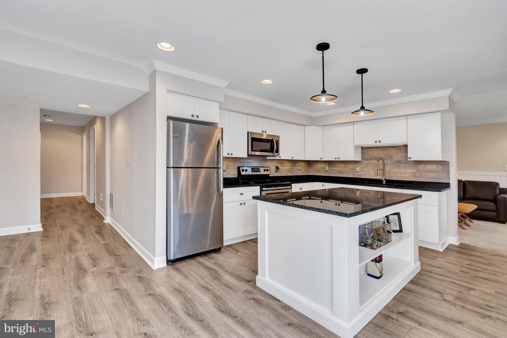 SOUTH RIDING - Residential