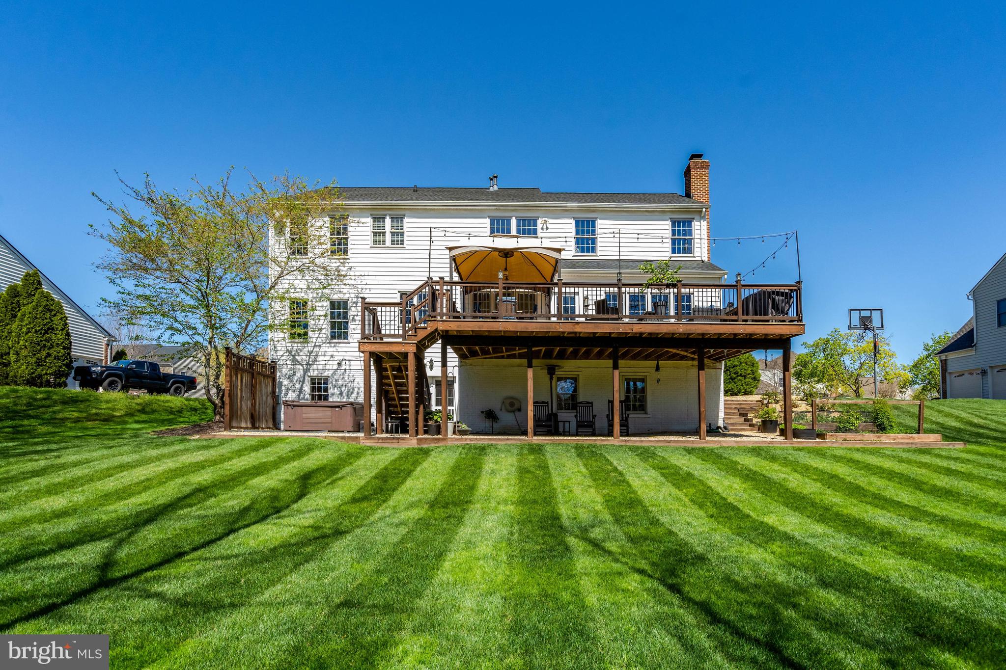 SOUTH RIDING - Residential