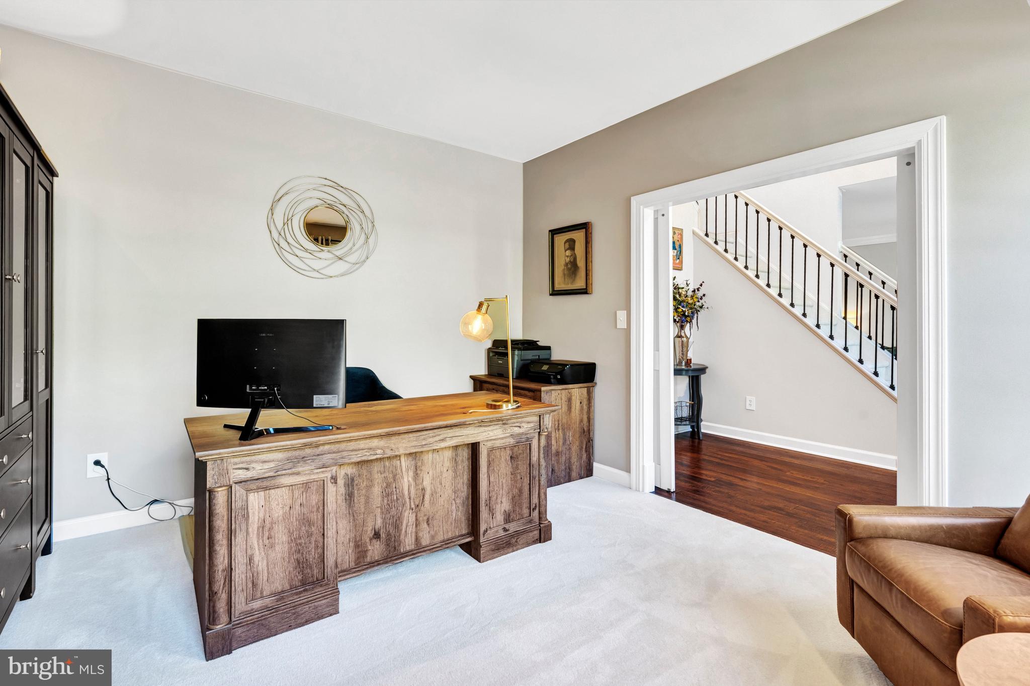 SOUTH RIDING - Residential