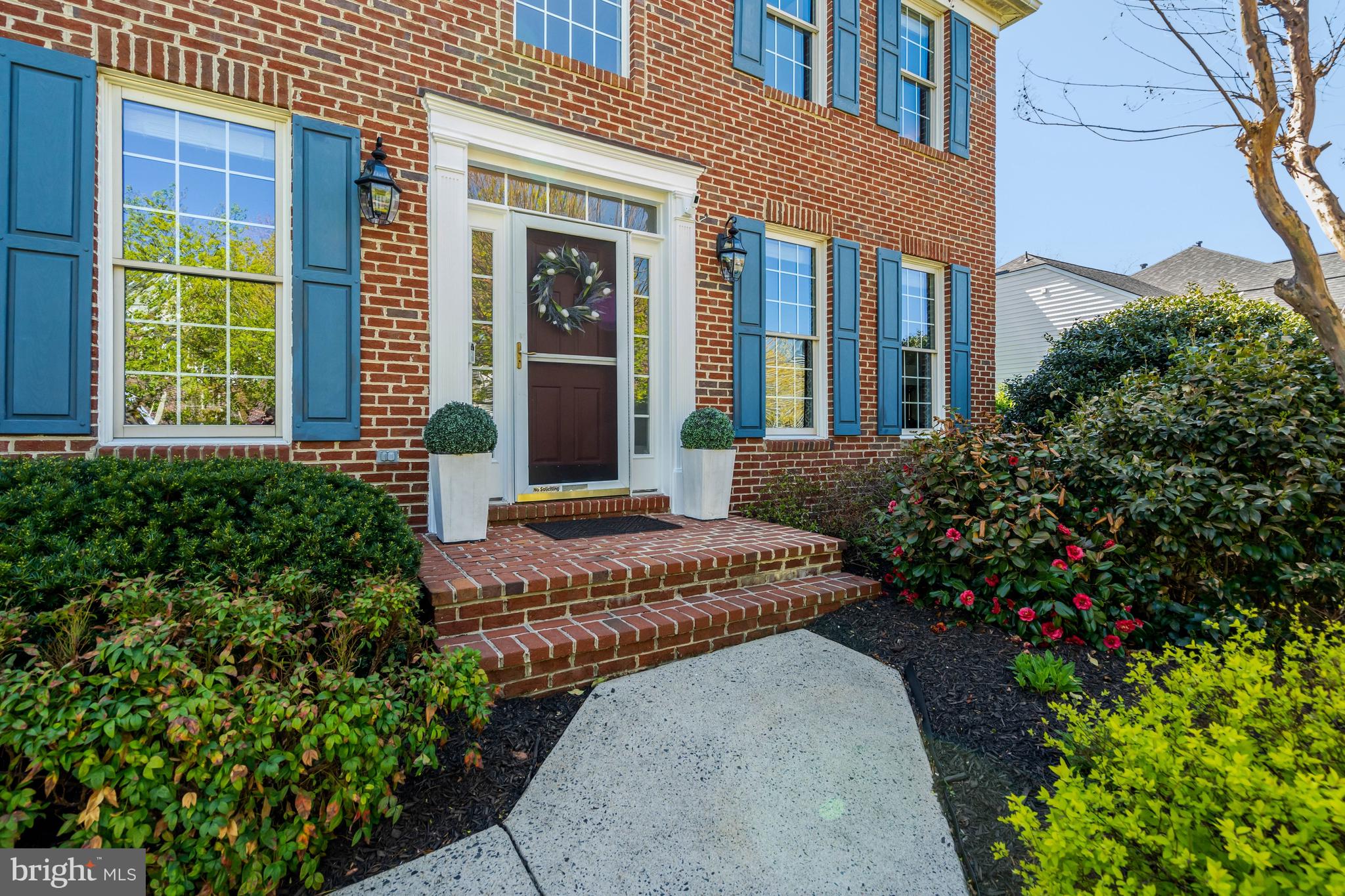 SOUTH RIDING - Residential