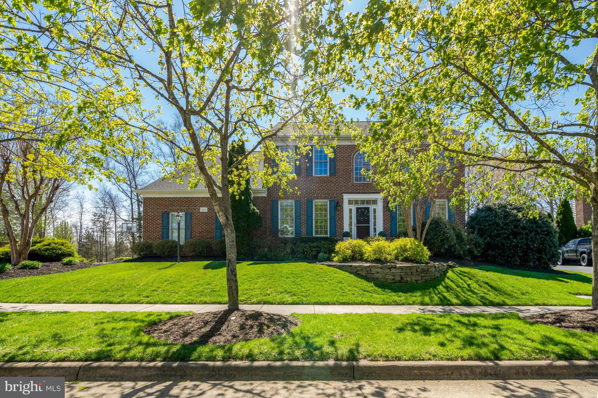 SOUTH RIDING - Residential