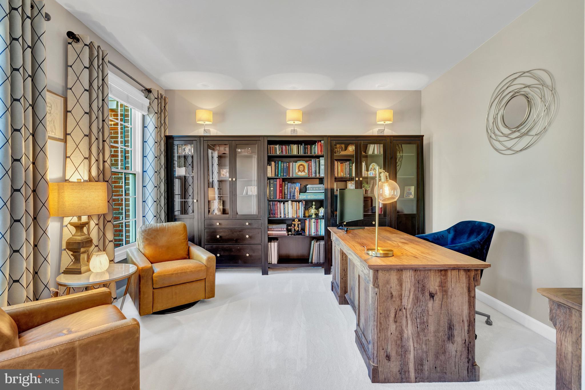 SOUTH RIDING - Residential