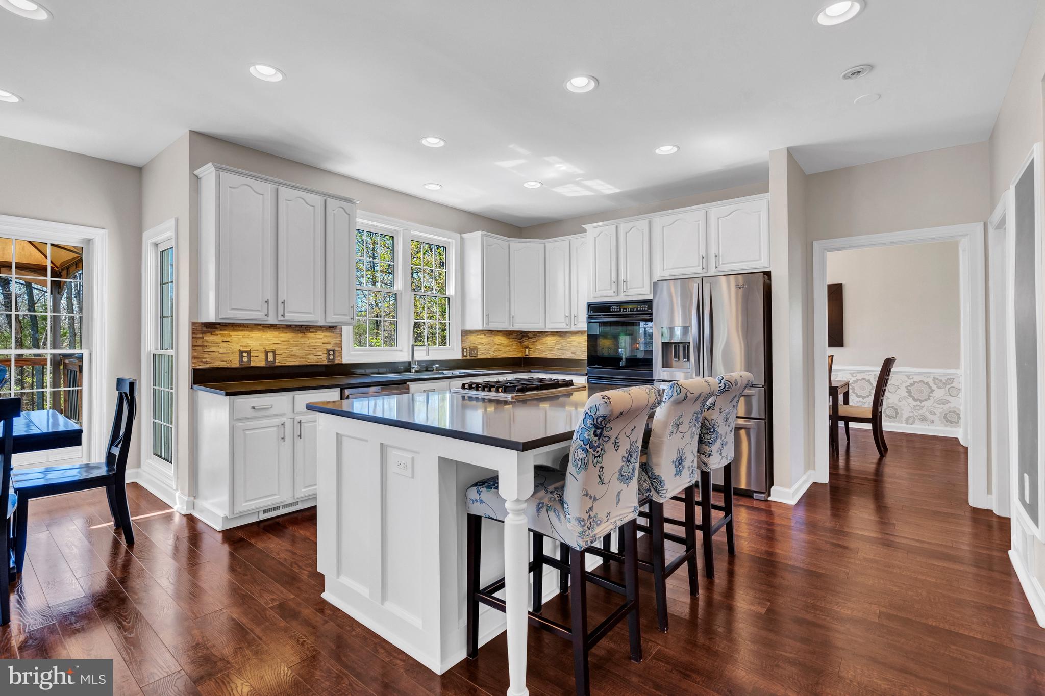 SOUTH RIDING - Residential