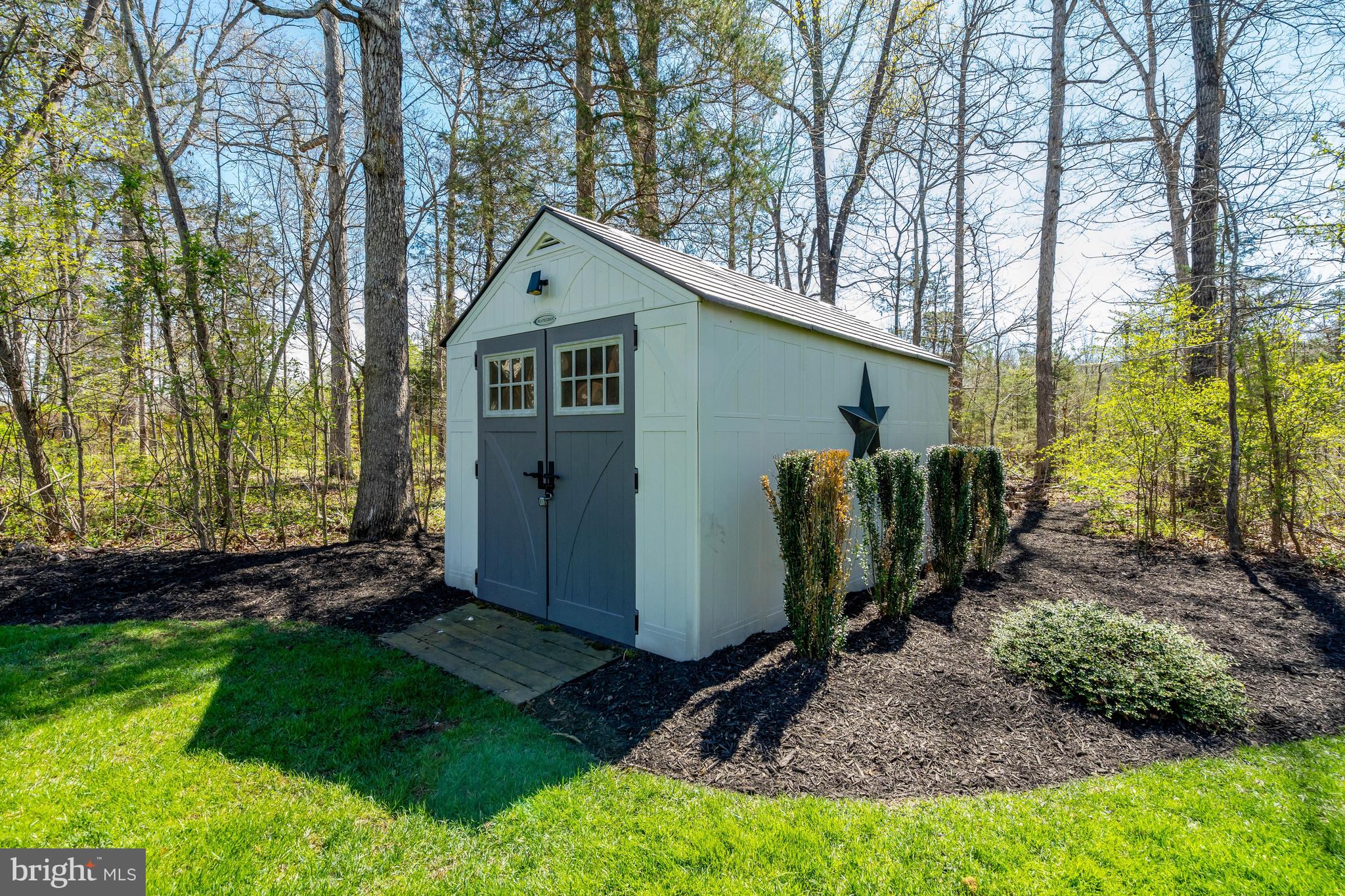 SOUTH RIDING - Residential