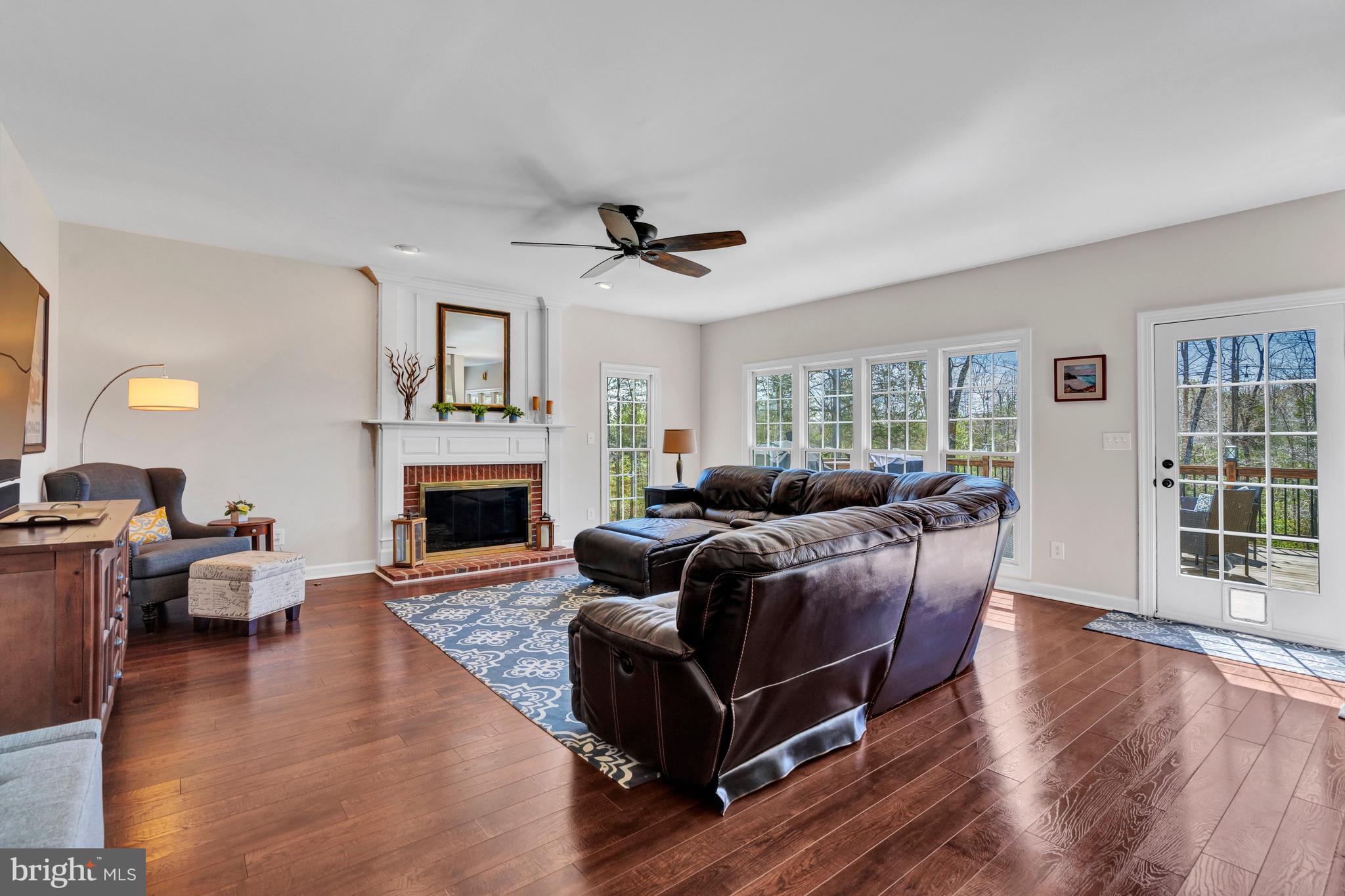 SOUTH RIDING - Residential