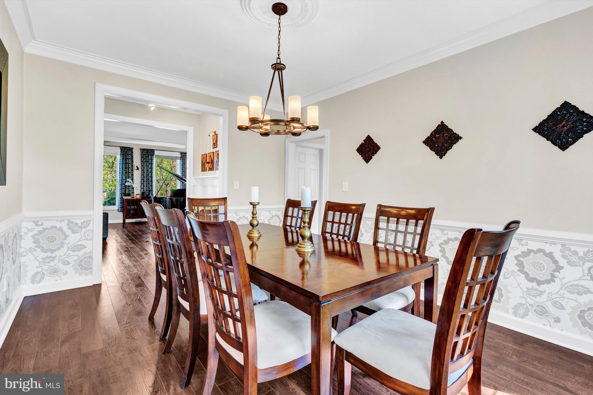 SOUTH RIDING - Residential