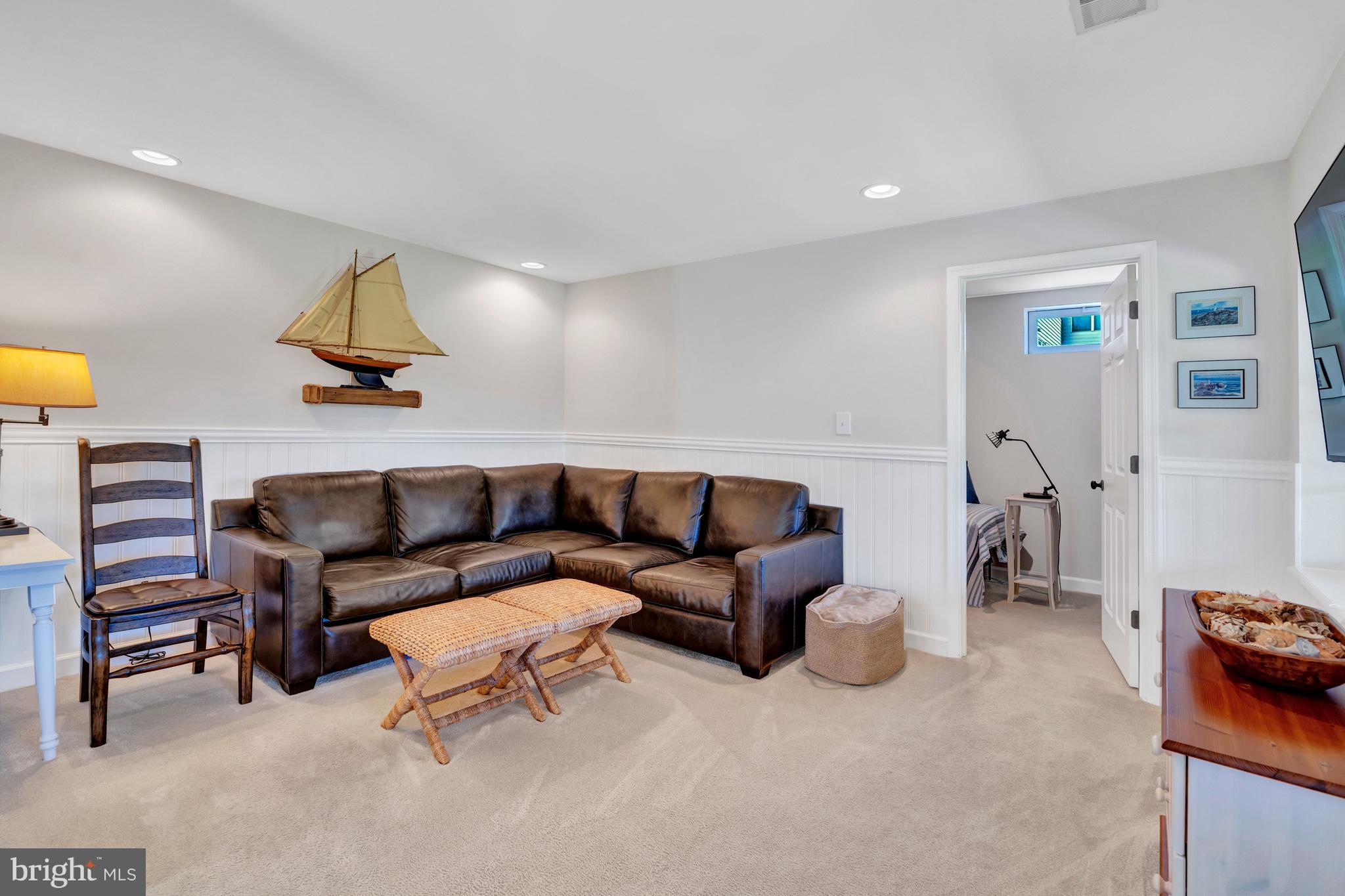 SOUTH RIDING - Residential