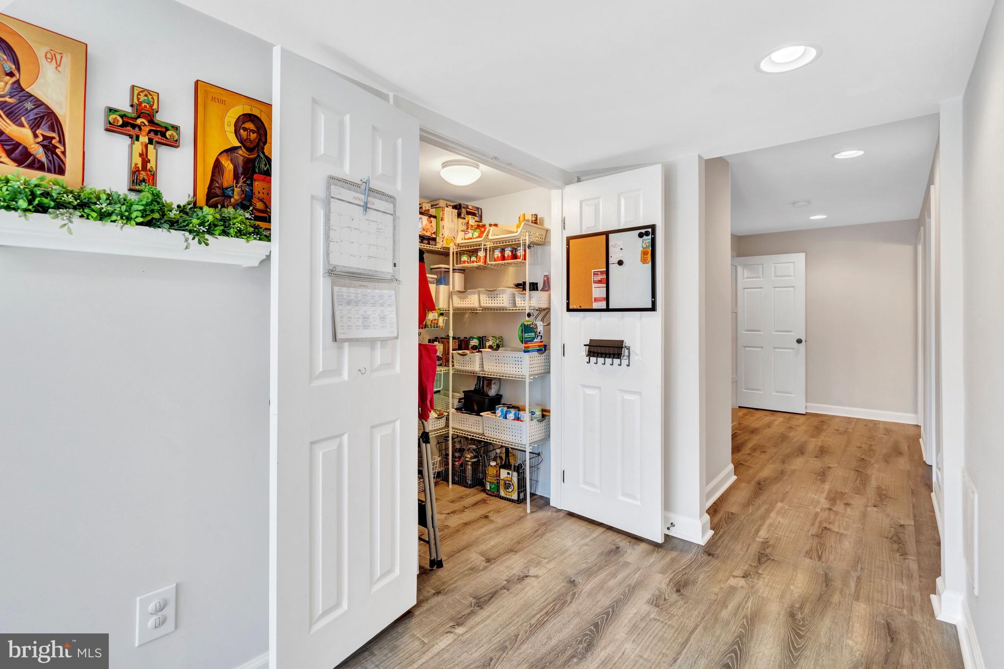 SOUTH RIDING - Residential