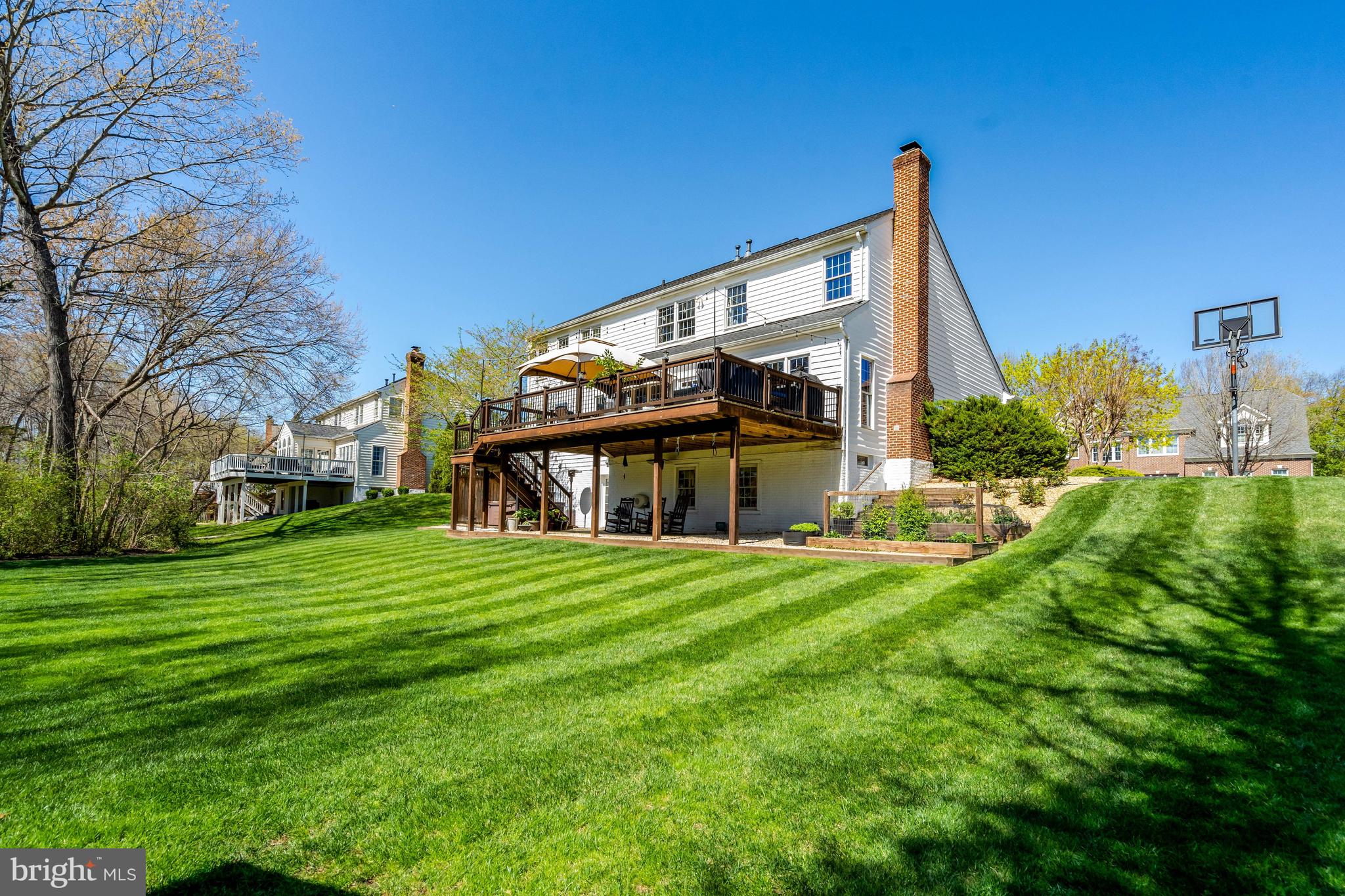 SOUTH RIDING - Residential