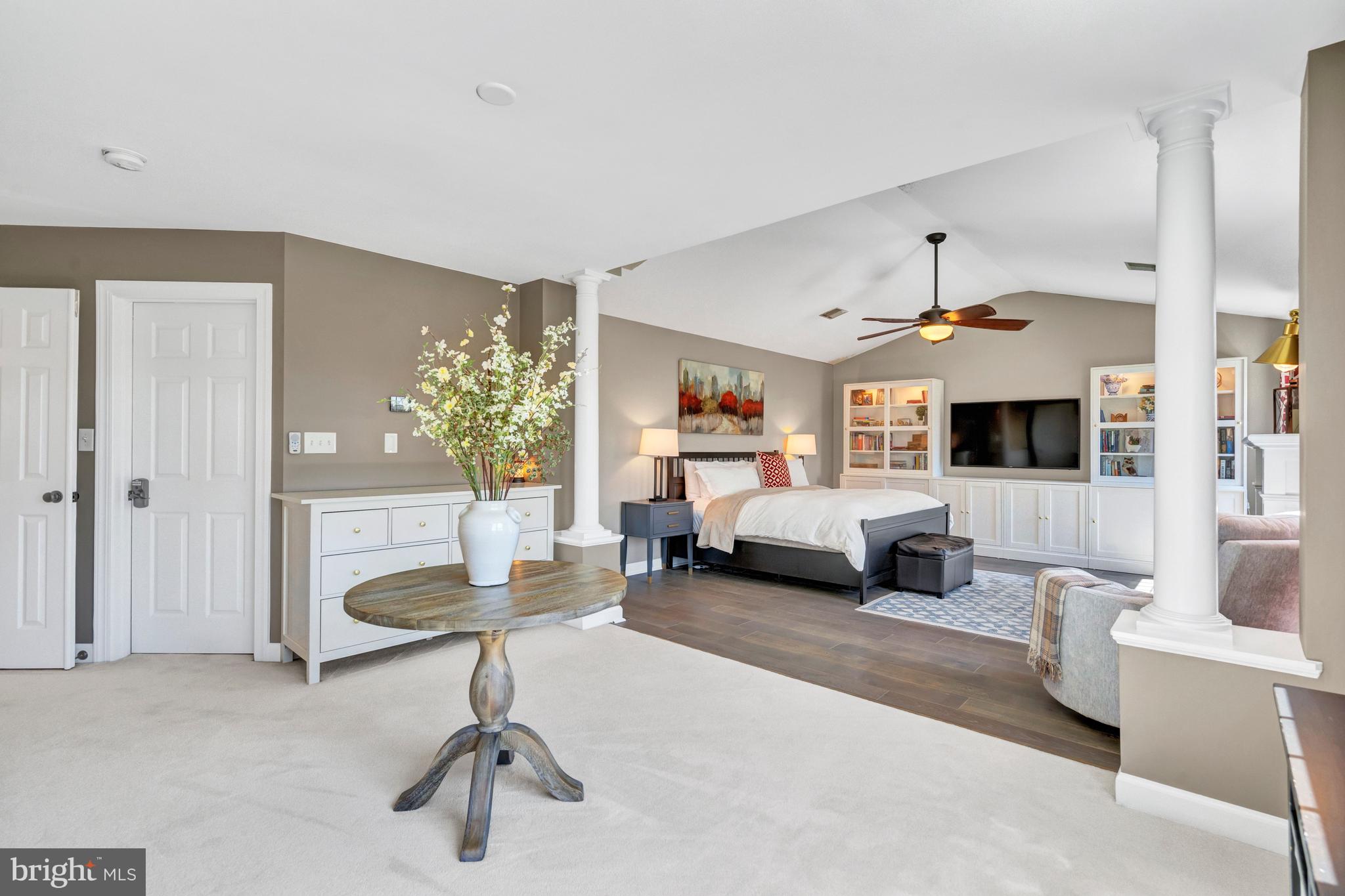 SOUTH RIDING - Residential