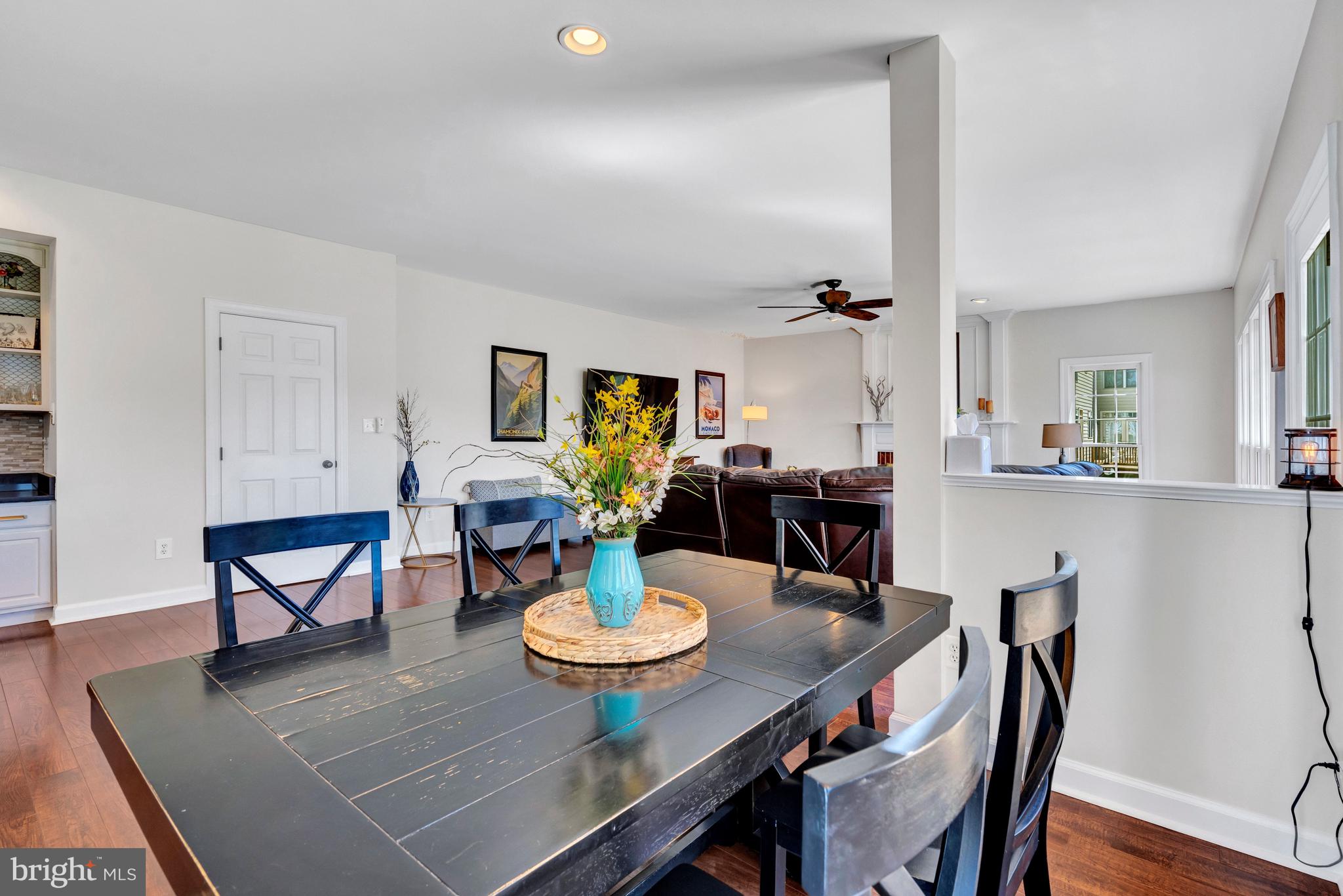 SOUTH RIDING - Residential