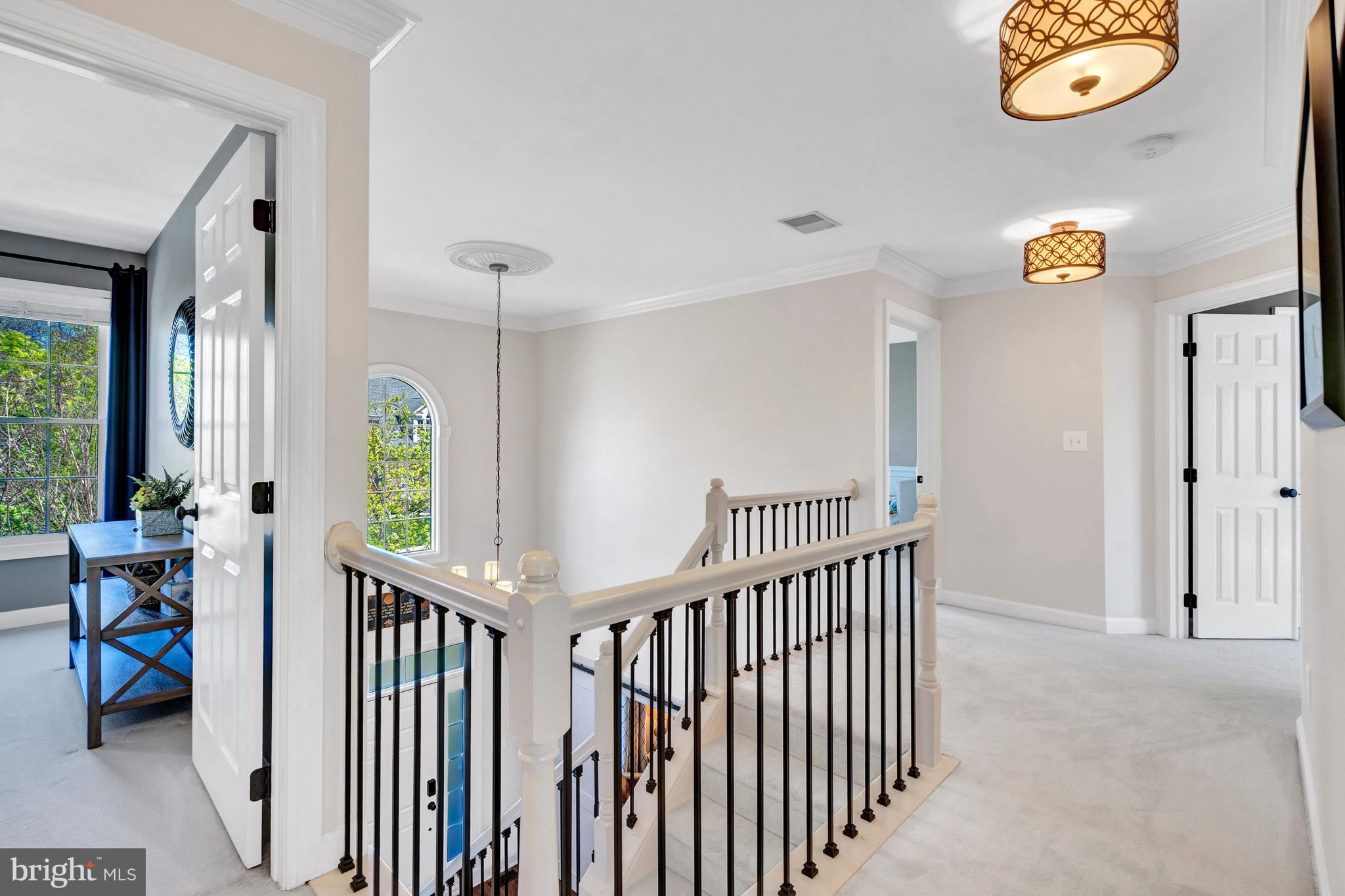 SOUTH RIDING - Residential