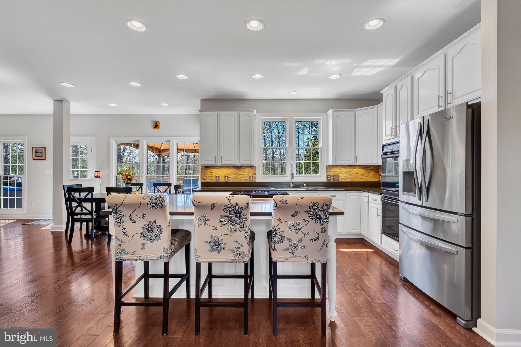 SOUTH RIDING - Residential