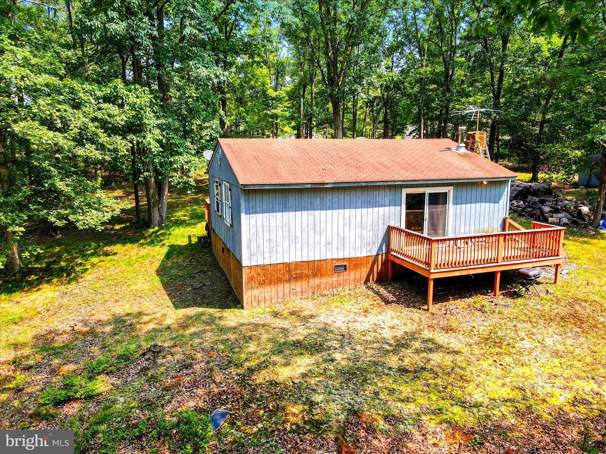 CABIN IN THE PINES - Residential